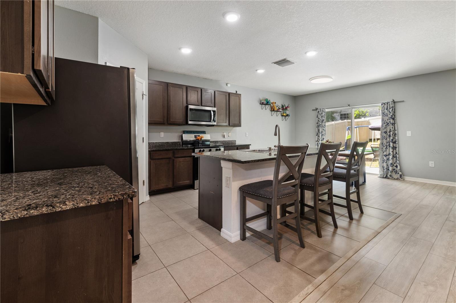 Photo 3 of Single family home for sale at 9210 Watolla Dr, Thonotosassa, FL 33592 | MLS# TB8532865 | Listing updated on 2026-09-21