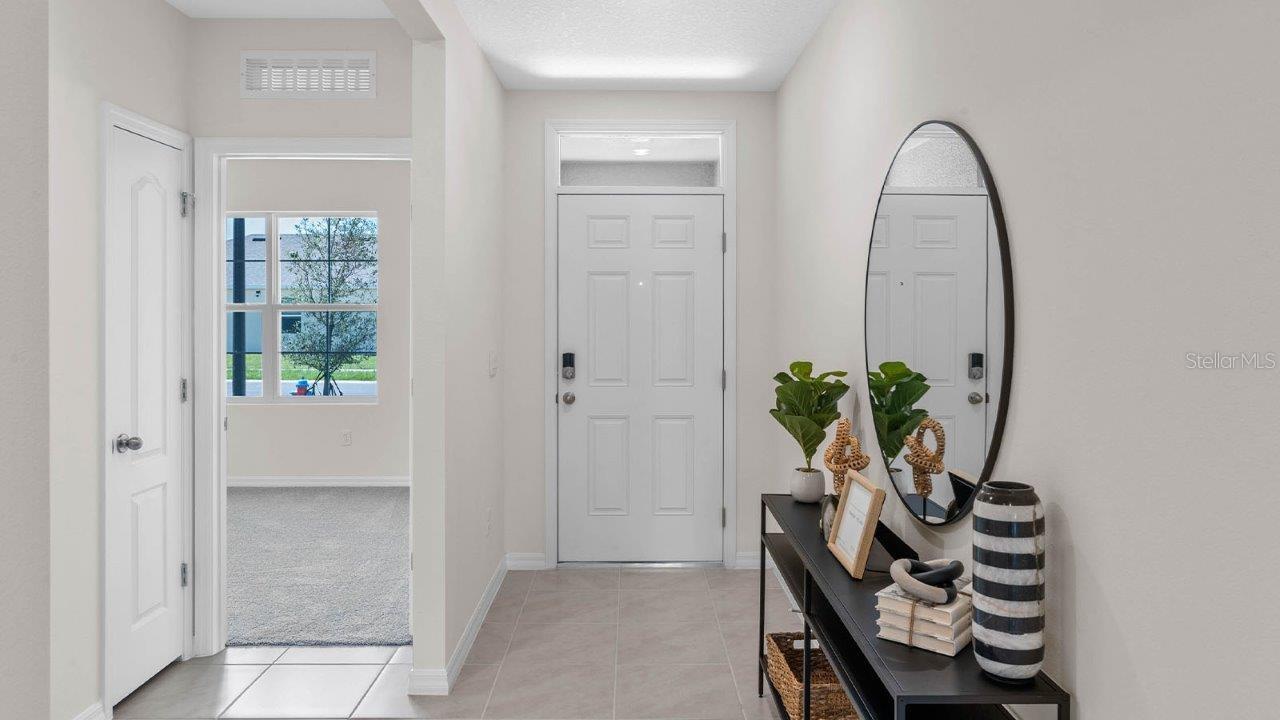 Photo 3 of Sale Pending at 3740 Giorgio Dr, Winter Haven, FL 33884 | MLS# O6428880 | Listing updated on 2026-09-21