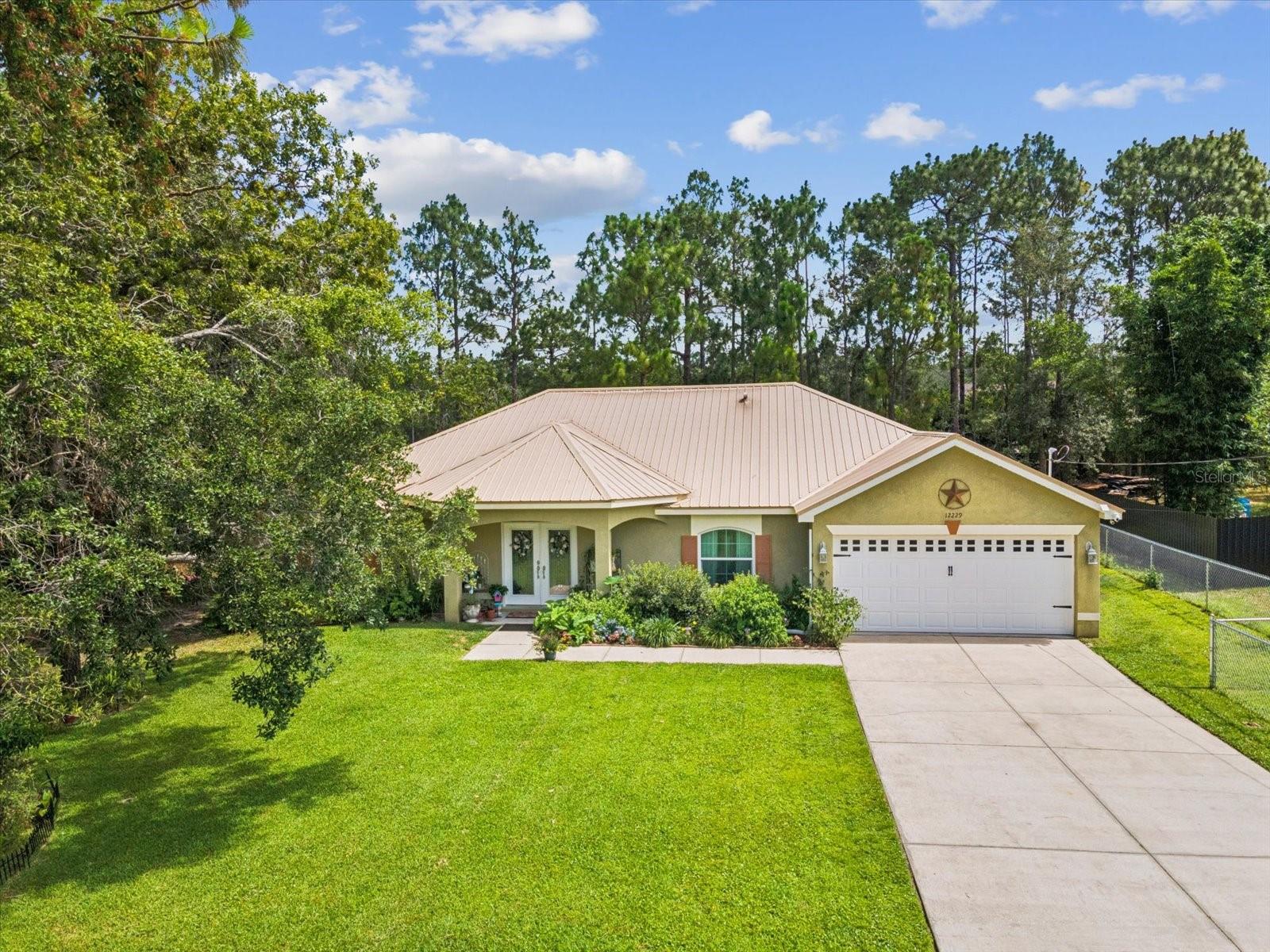 Photo 1 of Single family home for sale at 12229 Barnevelde Rd, Weeki Wachee, FL 34614 | MLS# W7888069 | Listing updated on 2026-09-21