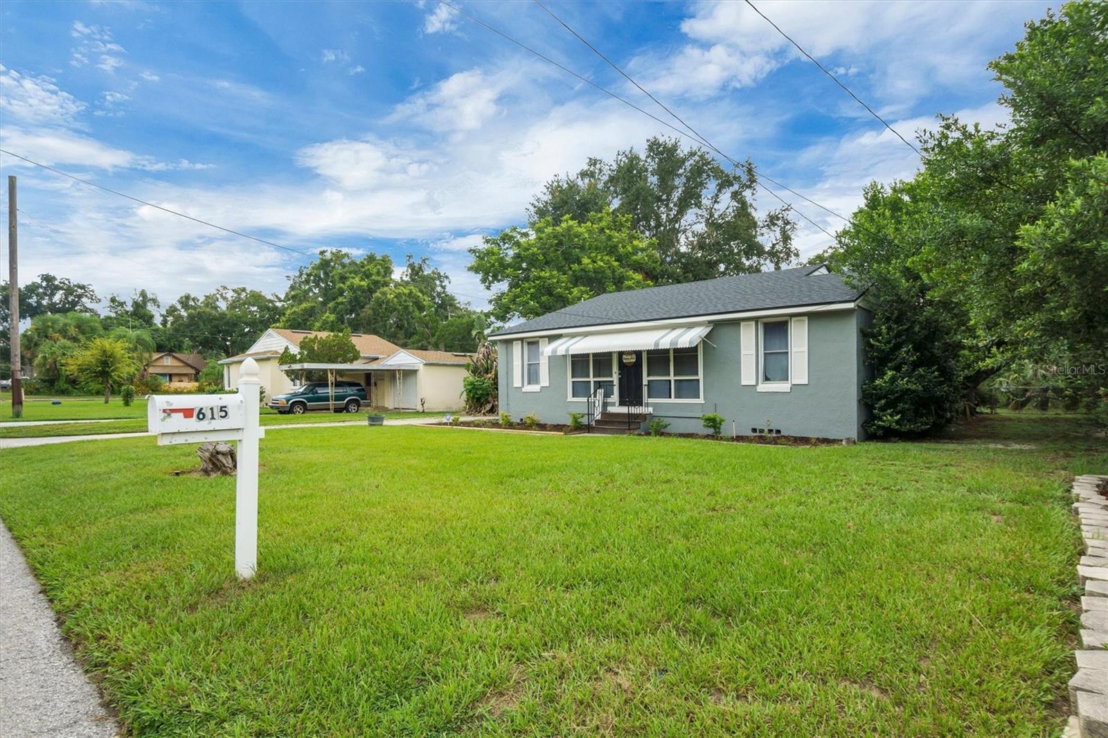 Photo 3 of Single family home for sale at 615 Ave A Ne, Winter Haven, FL 33881 | MLS# L4963989 | Listing updated on 2026-09-21