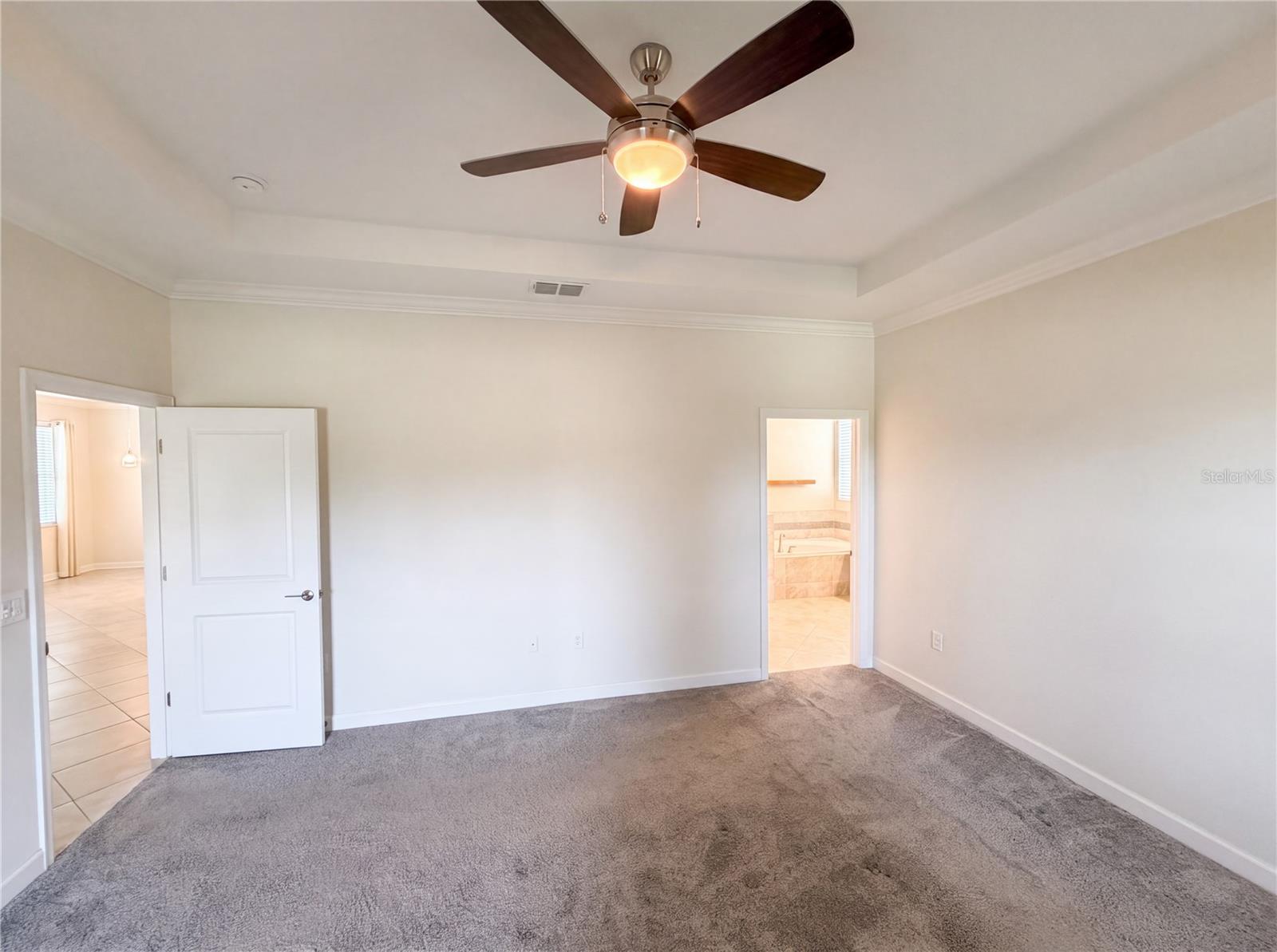 Photo 3 of Sale Pending at 4112 Innovation Ln, Clermont, FL 34711 | MLS# O6431059 | Listing updated on 2026-09-21