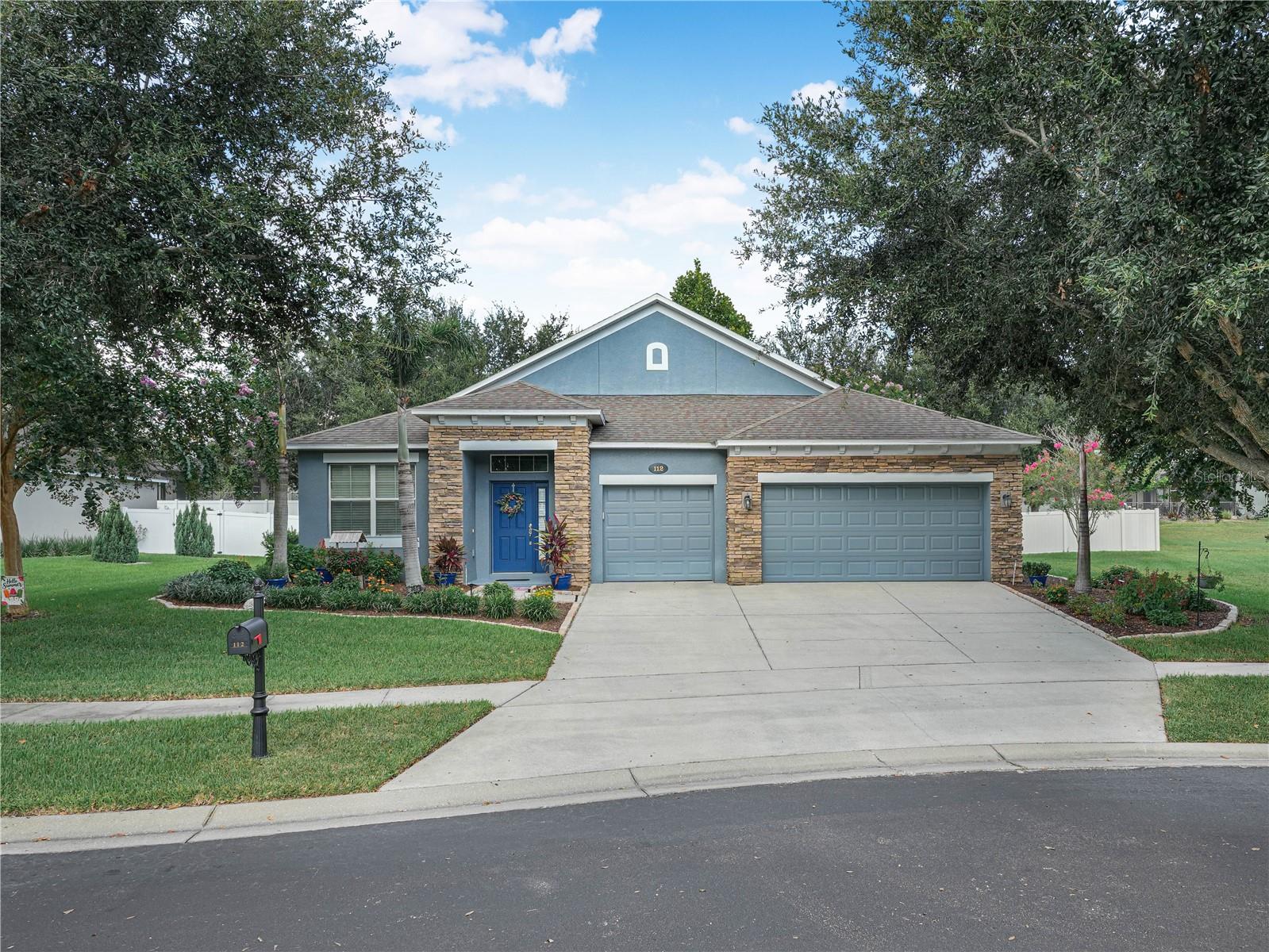 Single family home for sale at 112 Pecorri Ct, AUBURNDALE, FL 33823 | MLS# P4939558