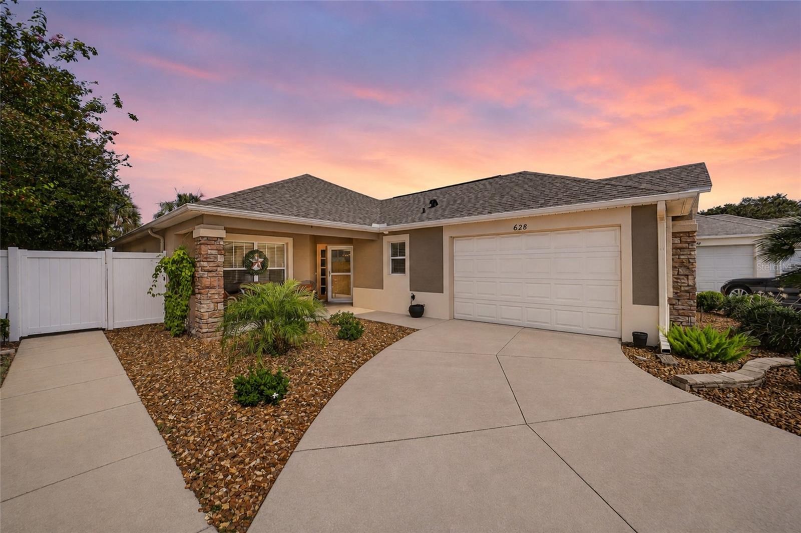 Single family home for sale at 628 Bermudez Ct, THE VILLAGES, FL 32162 | MLS# G5116278