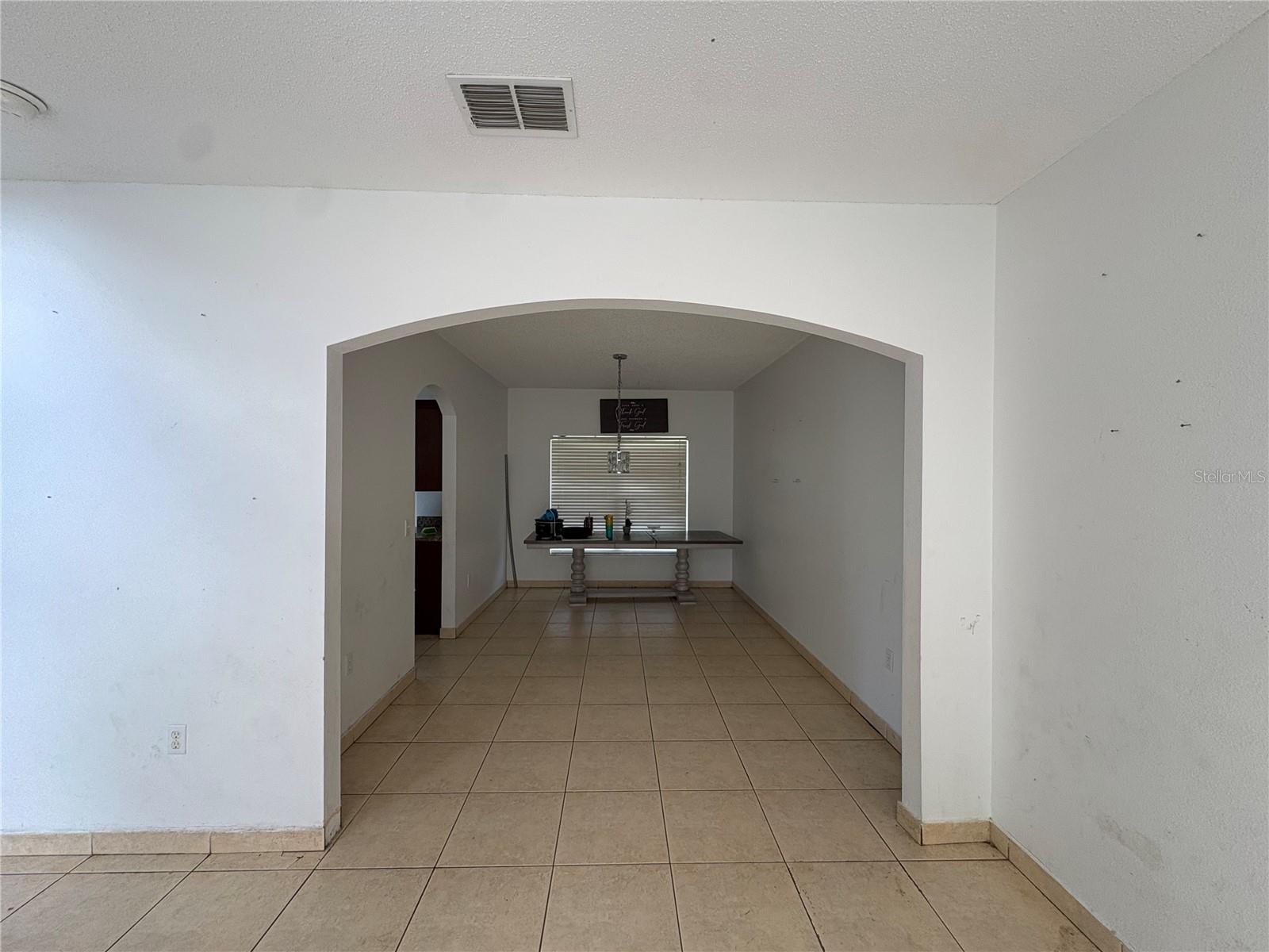 Photo 4 of Single family home for sale at 1133 Saint Tropez Ct, Kissimmee, FL 34759 | MLS# V4950823 | Listing updated on 2026-09-21