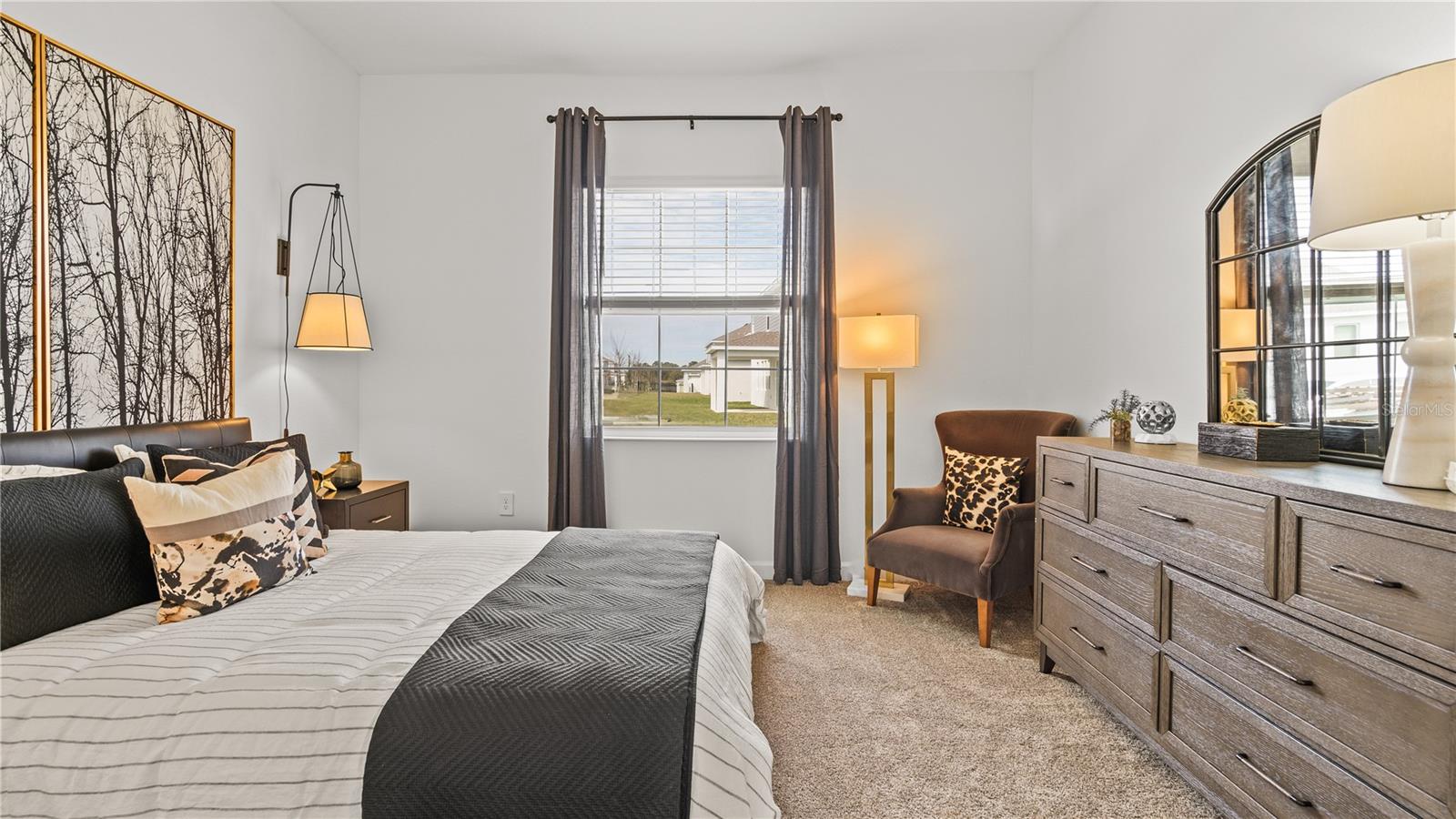 Photo 4 of Sale Pending at 3989 Eastminster Rd, Davenport, FL 33837 | MLS# O6434952 | Listing updated on 2026-09-21