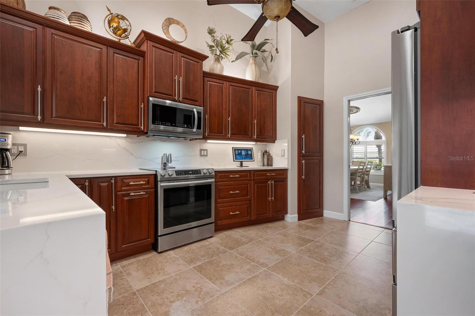 Photo 3 of Single family home for sale at 512 Warwick Dr, Venice, FL 34293 | MLS# N6145467 | Listing updated on 2026-09-21