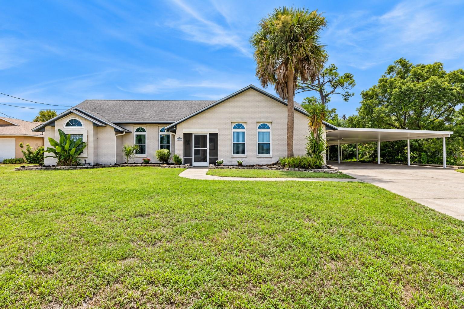 Single family home for sale at 2504 Glenwood Dr, EDGEWATER, FL 32141 | MLS# O6436350