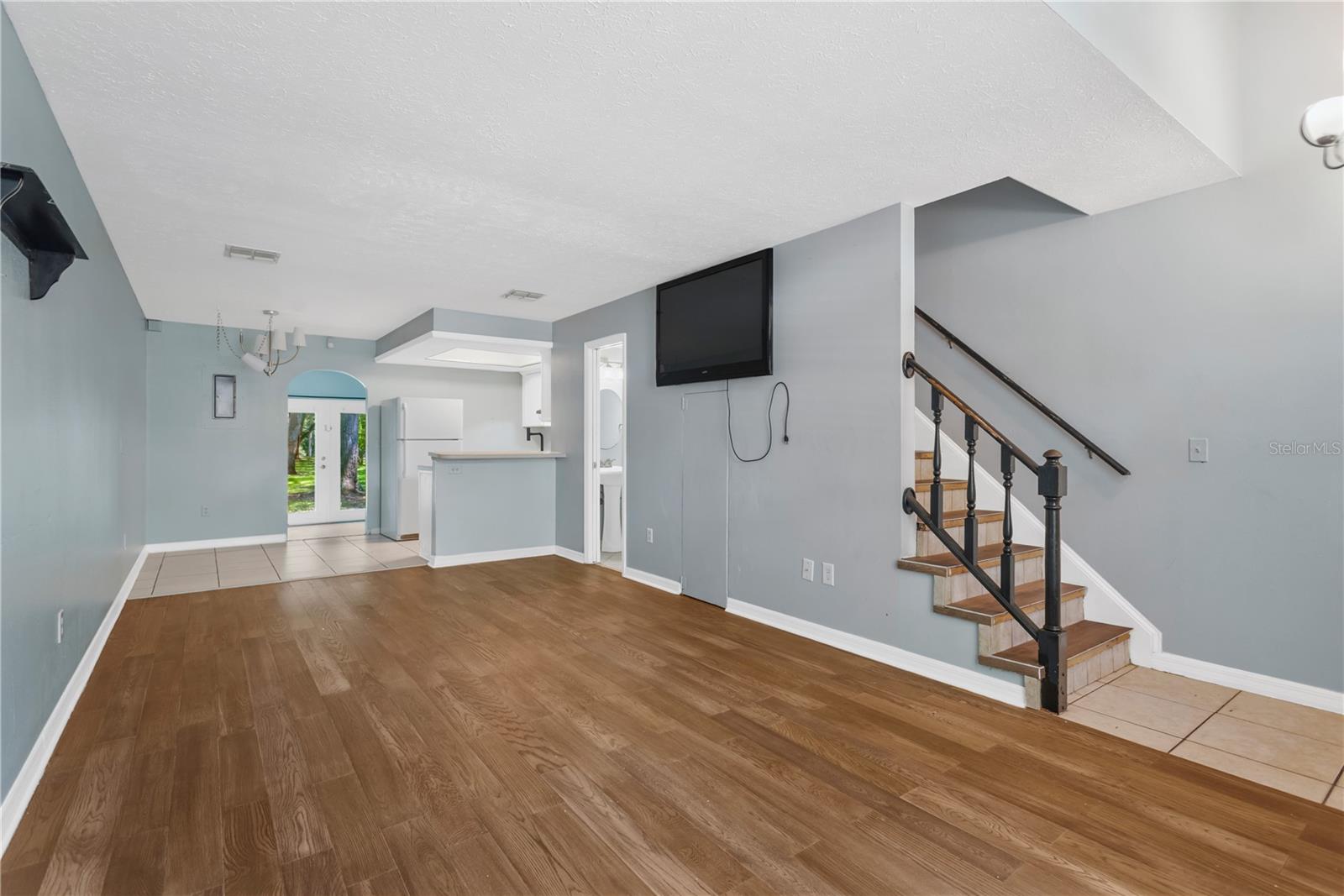 Photo 2 of Townhouse for sale at 609 Saint Henry Dr, Brandon, FL 33511 | MLS# TB8542516 | Listing updated on 2026-09-21