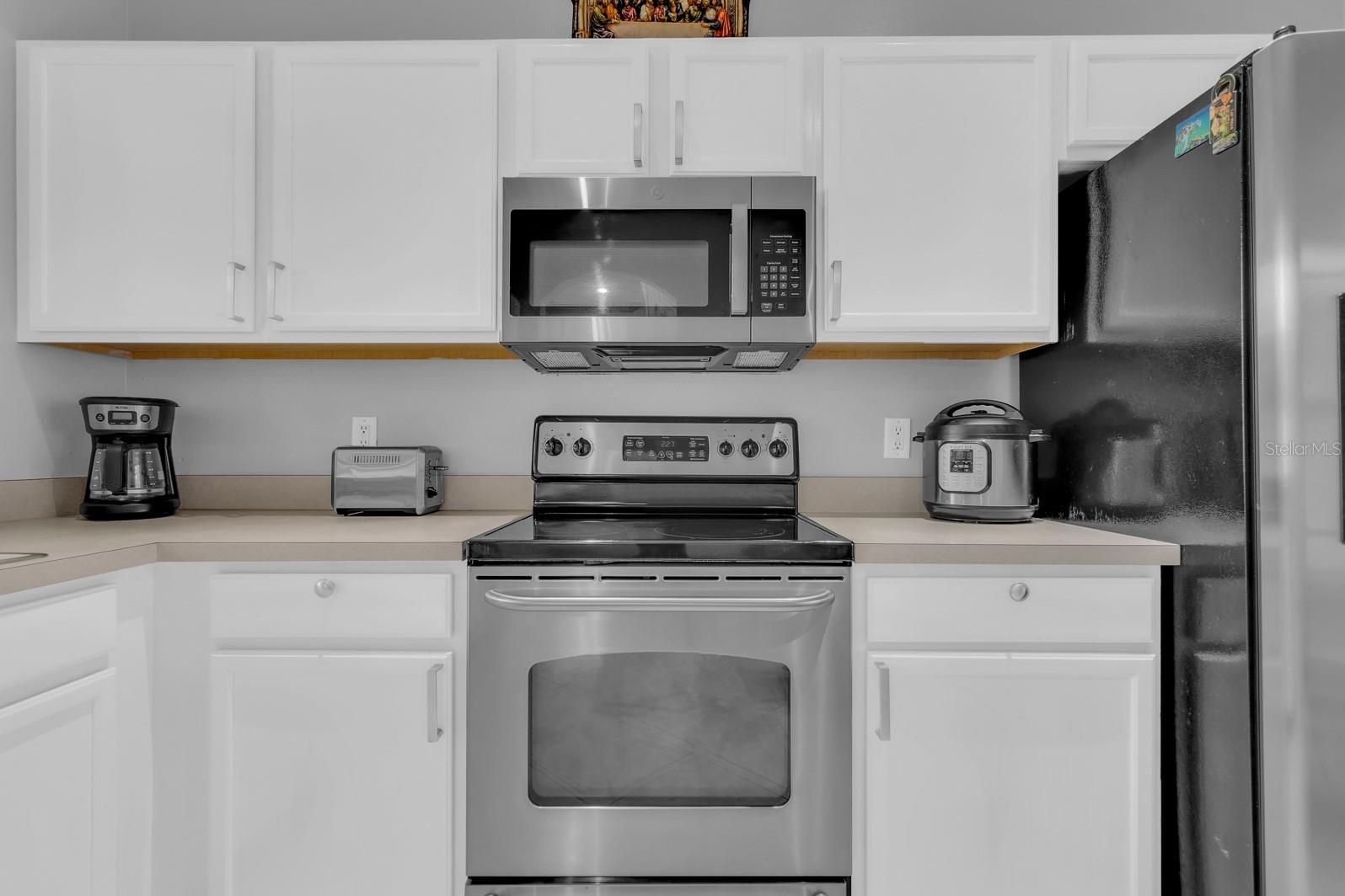 Photo 3 of Single family home for sale at 13037 Lily Pond Ct, Orlando, FL 32824 | MLS# R4911909 | Listing updated on 2026-09-22