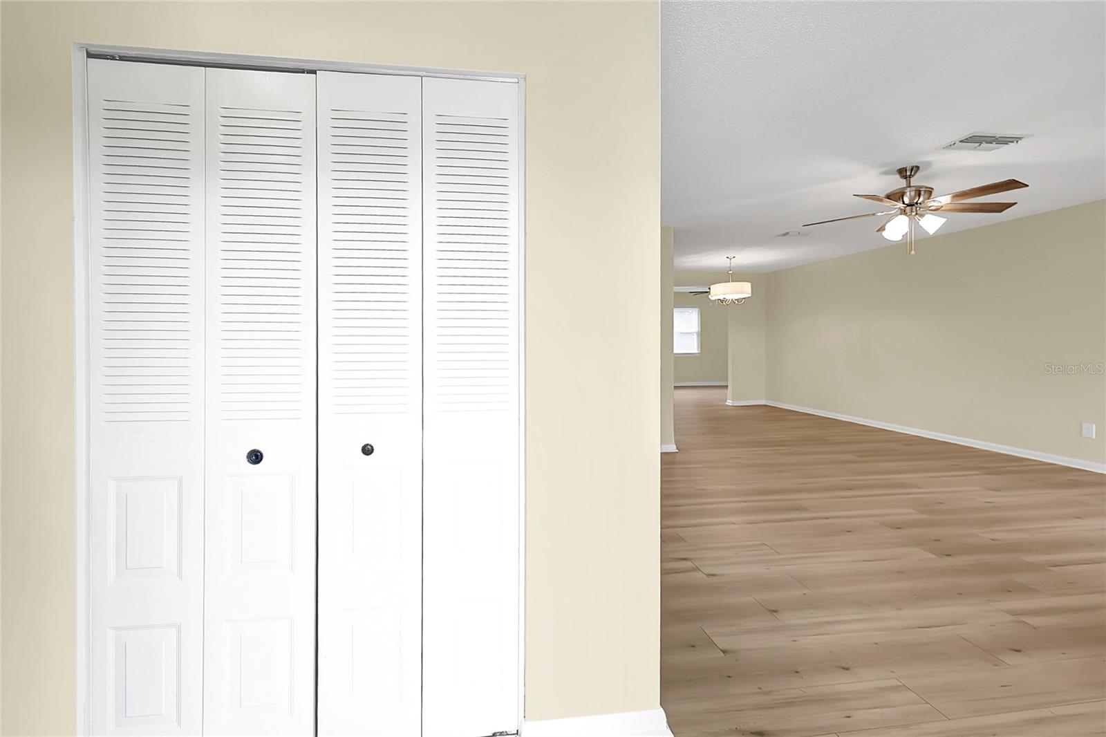 Photo 3 of Single family home for sale at 481 Emerald Rd, Ocala, FL 34472 | MLS# O6440071 | Listing updated on 2026-09-21