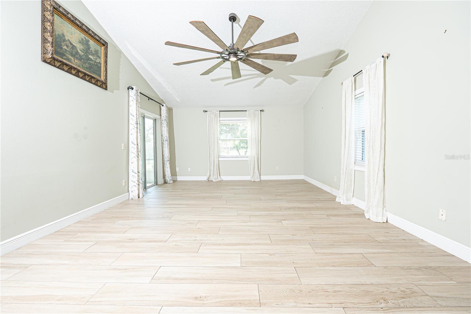 Photo 4 of Single family home for sale at 12845 Forestedge Cir, Orlando, FL 32828 | MLS# O6440621 | Listing updated on 2026-09-21