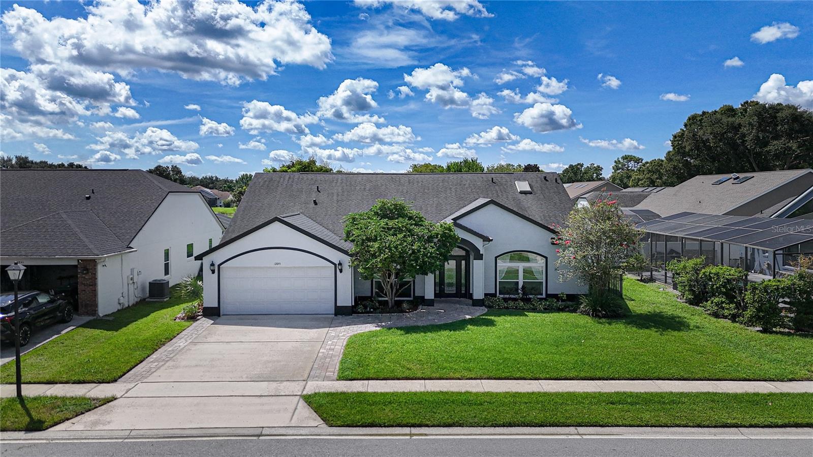 Photo 2 of Single family home for sale at 12845 Forestedge Cir, Orlando, FL 32828 | MLS# O6440621 | Listing updated on 2026-09-21