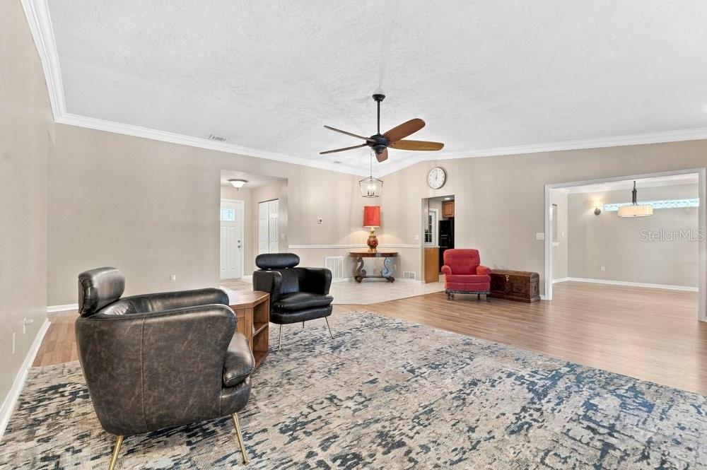 Photo 3 of Single family home for sale at 3742 Sutters Ml Cir, Casselberry, FL 32707 | MLS# O6441141 | Listing updated on 2026-09-21