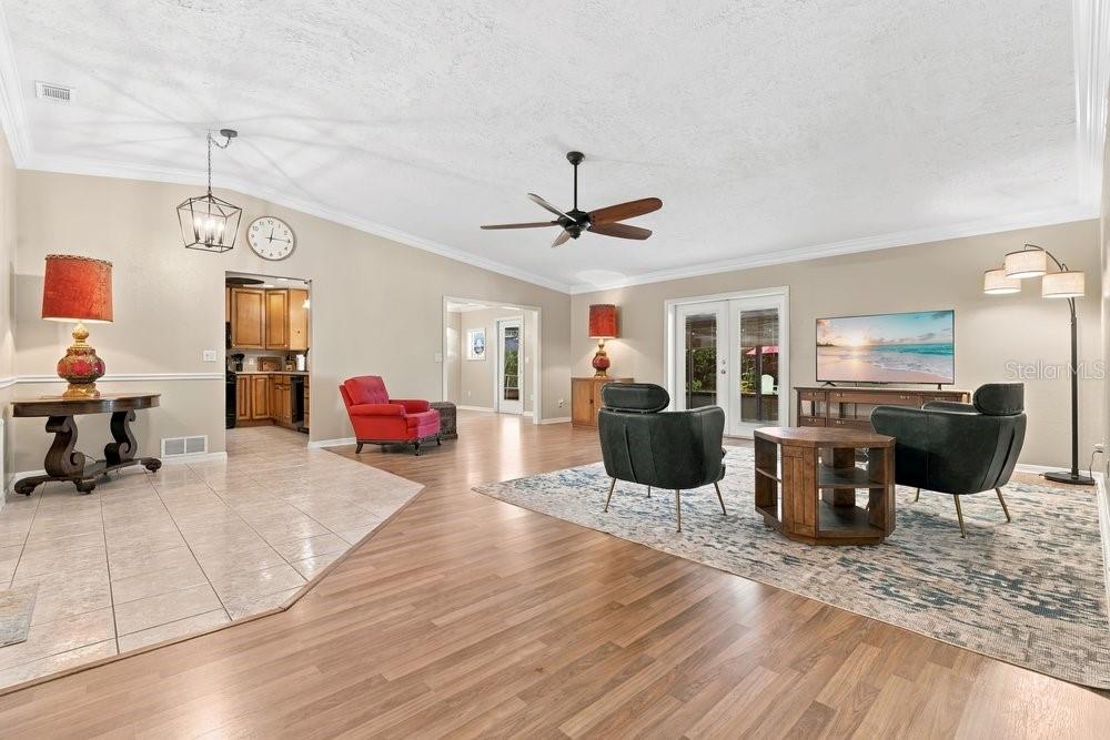 Photo 3 of Single family home for sale at 3742 Sutters Ml Cir, Casselberry, FL 32707 | MLS# O6441141 | Listing updated on 2026-09-21