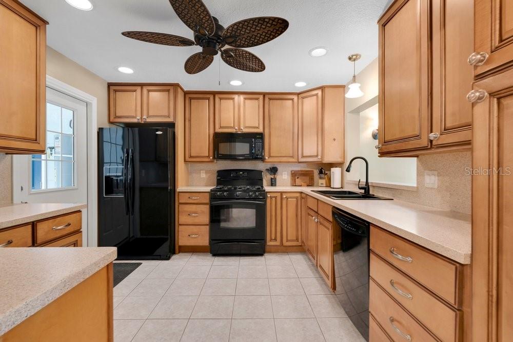 Photo 4 of Single family home for sale at 3742 Sutters Ml Cir, Casselberry, FL 32707 | MLS# O6441141 | Listing updated on 2026-09-21