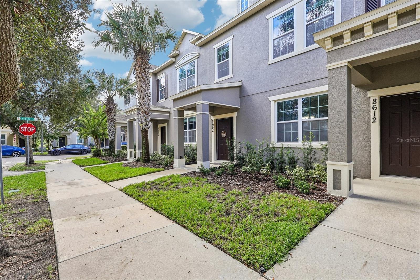 Photo 3 of Townhouse for sale at 8608 Brookvale Dr, Windermere, FL 34786 | MLS# S5157627 | Listing updated on 2026-09-24