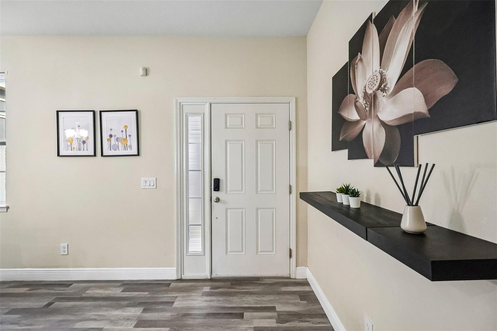 Photo 4 of Townhouse for sale at 8608 Brookvale Dr, Windermere, FL 34786 | MLS# S5157627 | Listing updated on 2026-09-24