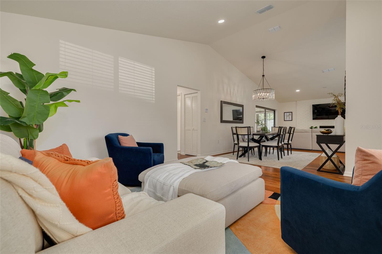 Photo 4 of Single family home for sale at 3160 Chamblee Ln, Clearwater, FL 33759 | MLS# TB8548938 | Listing updated on 2026-09-21