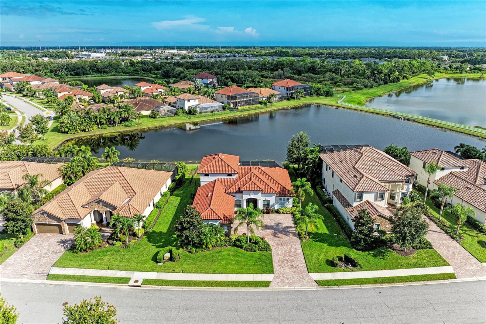 Single family home for sale at 5672 Cloverleaf Run, Bradenton, FL 34211 | MLS# A4706450