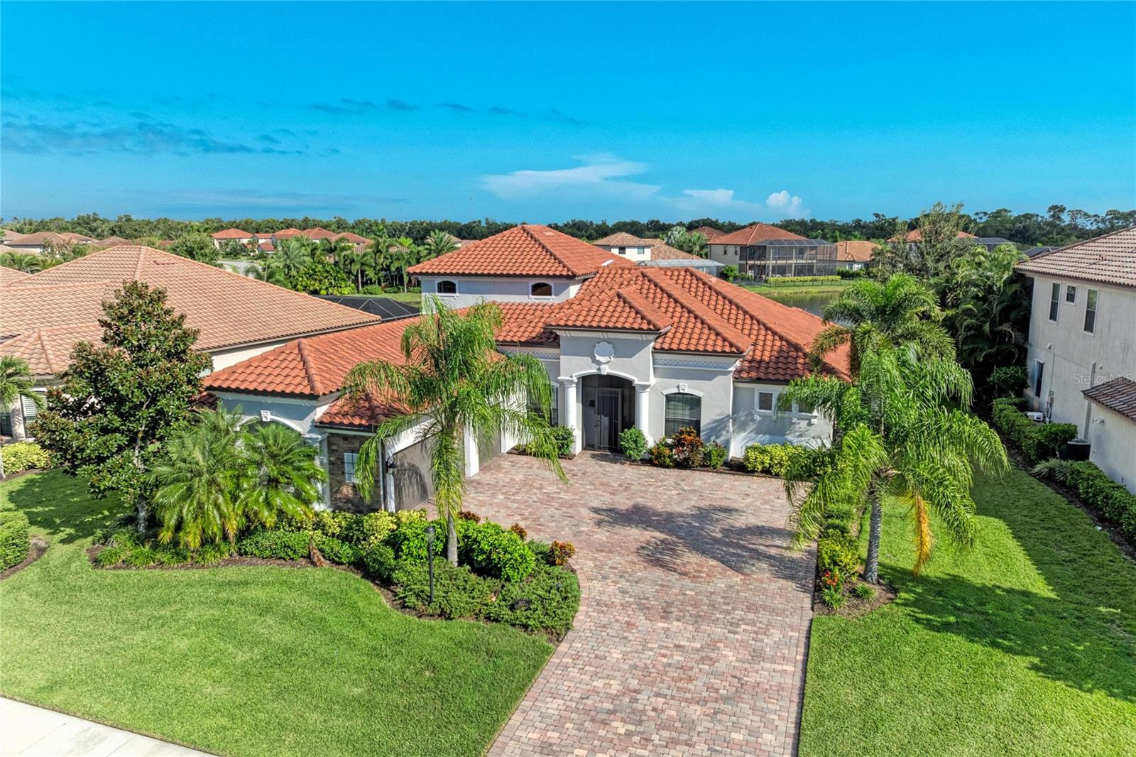 Photo 2 of Single family home for sale at 5672 Cloverleaf Run, Bradenton, FL 34211 | MLS# A4706450 | Listing updated on 2026-09-23