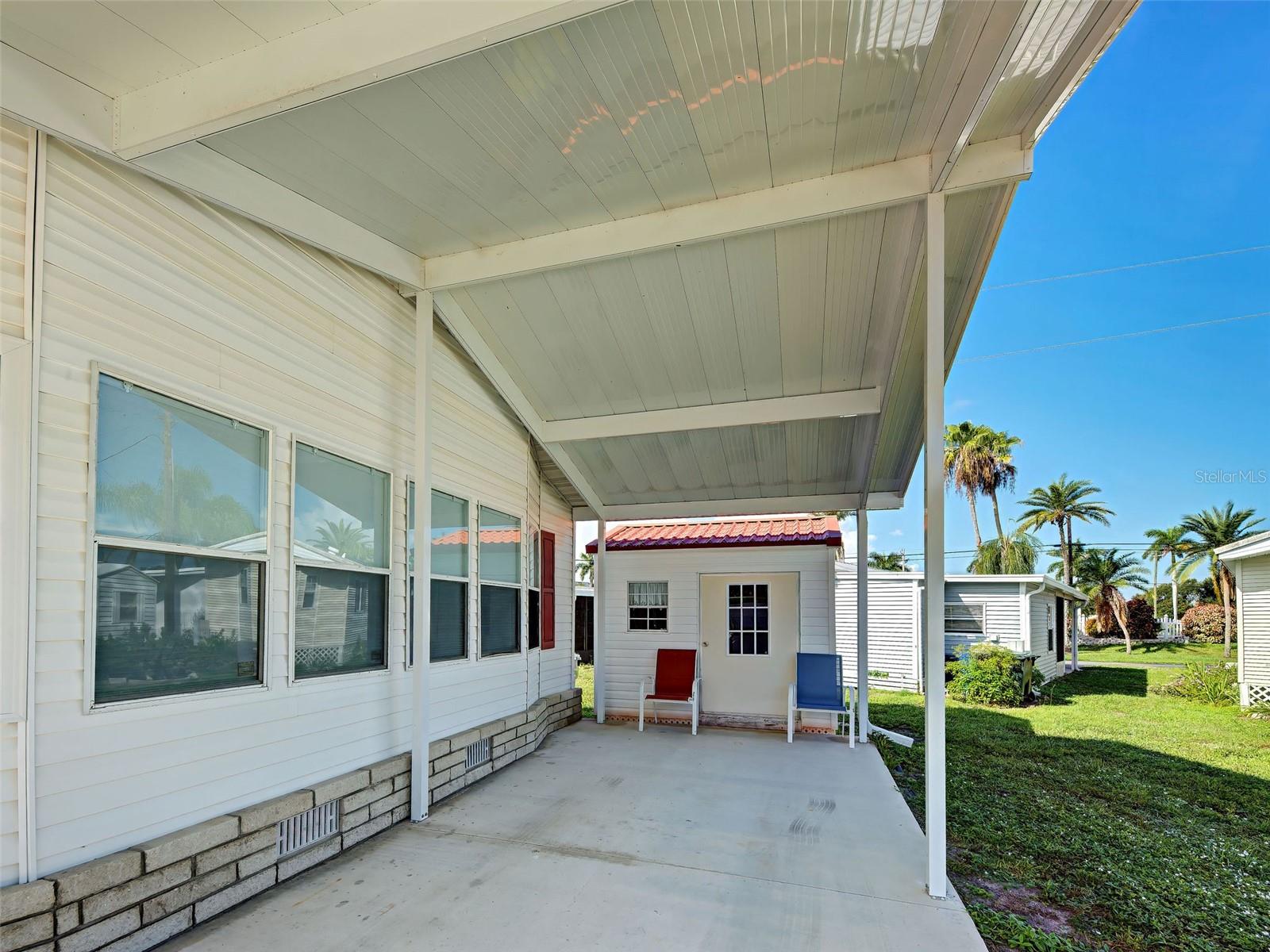 Photo 4 of Manufactured home for sale at 23 Siesta Cir W, Osprey, FL 34229 | MLS# A4706691 | Listing updated on 2026-09-23