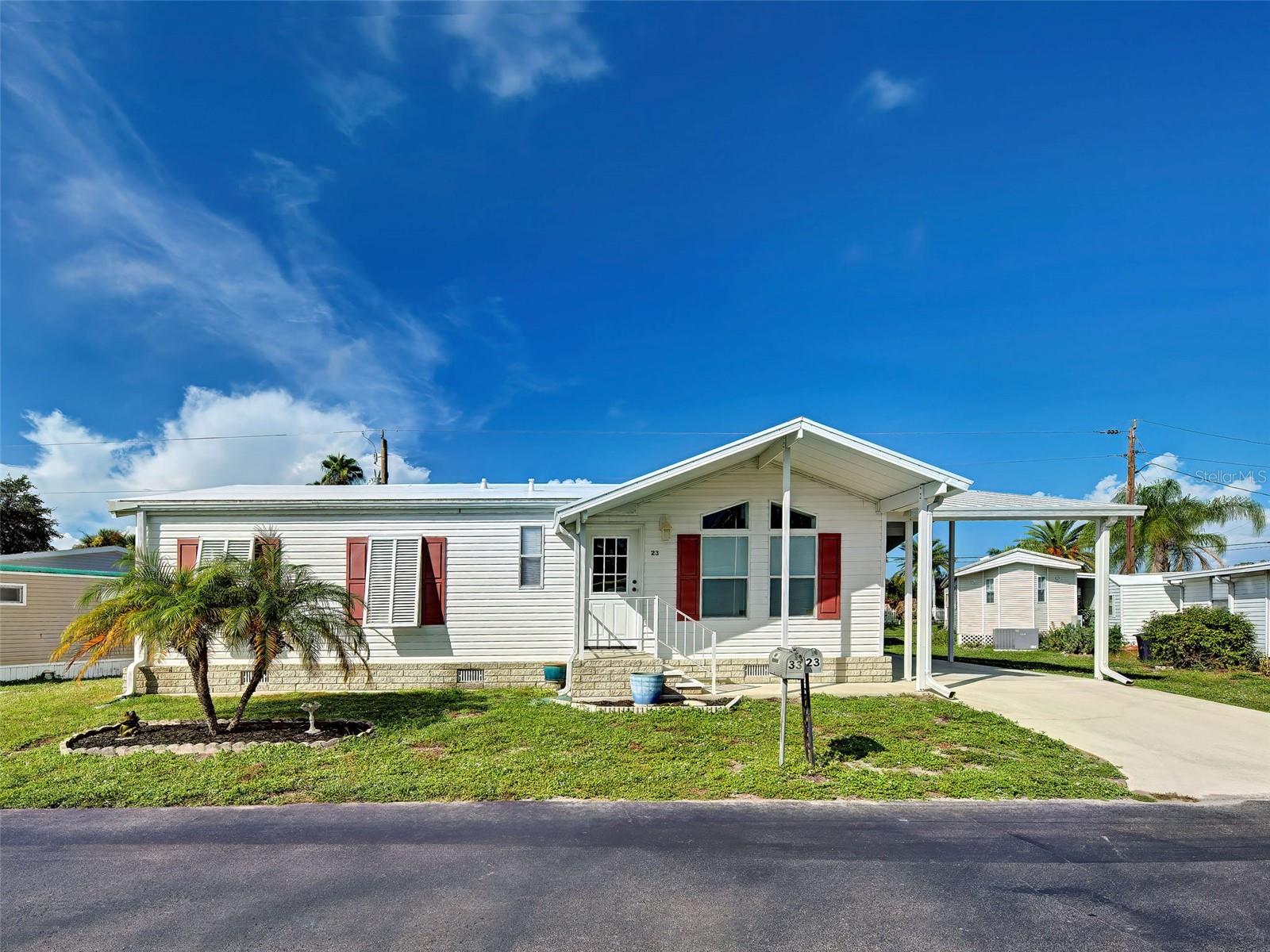 Photo 2 of Manufactured home for sale at 23 Siesta Cir W, Osprey, FL 34229 | MLS# A4706691 | Listing updated on 2026-09-23
