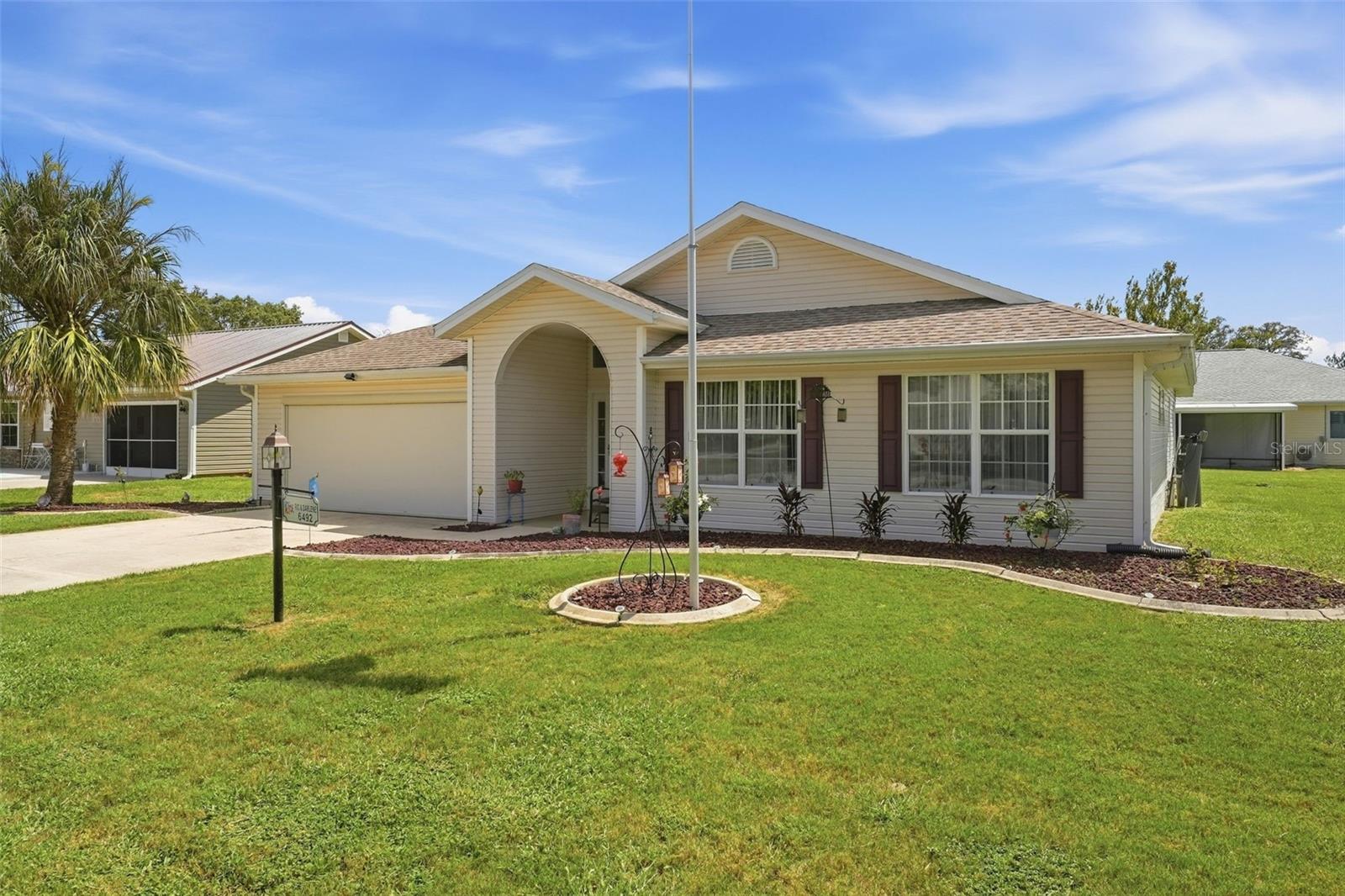 Photo 3 of Single family home for sale at 6492 Sw 84th Street, Ocala, FL 34476 | MLS# OM732571 | Listing updated on 2026-09-21