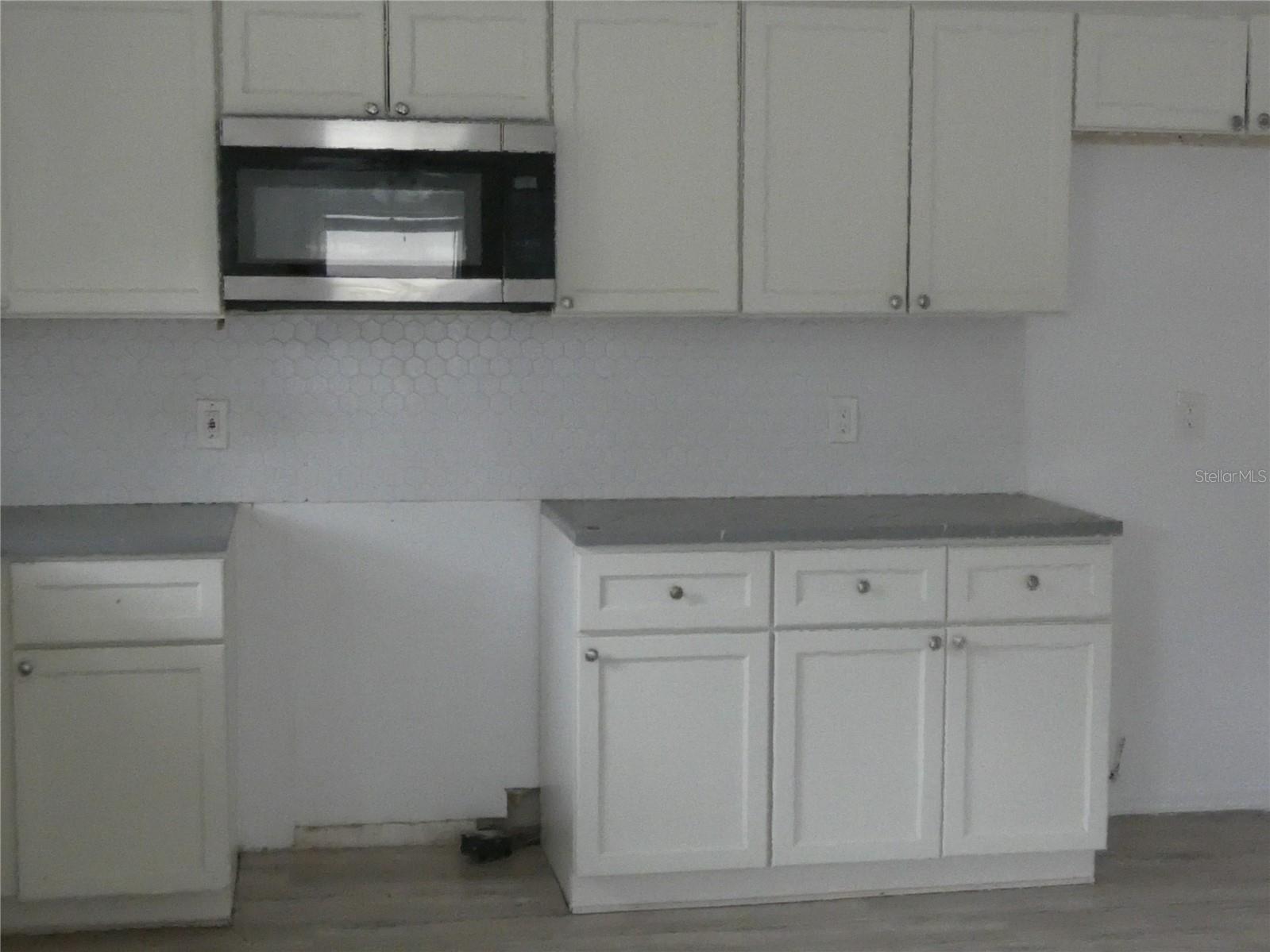 Photo 2 of Single family home for sale at 1655 24th Street, Sarasota, FL 34234 | MLS# A4706879 | Listing updated on 2026-09-24