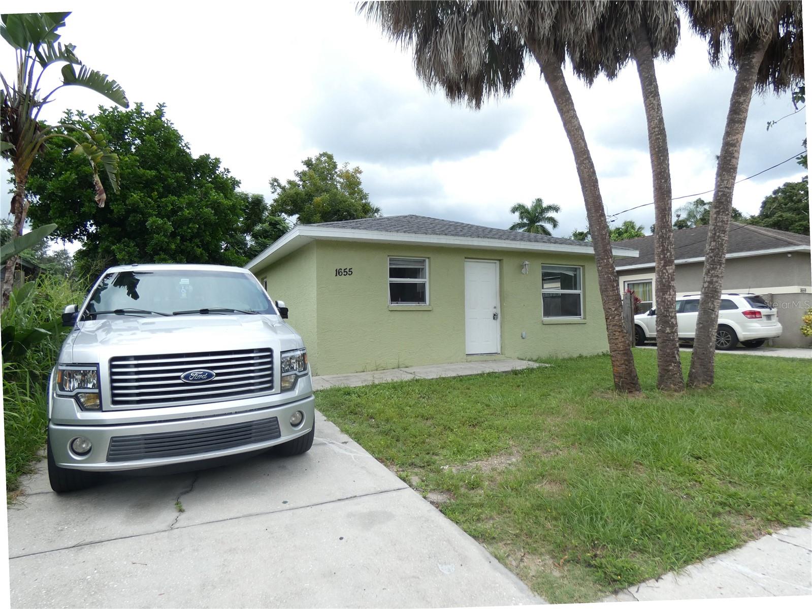 Photo 1 of Single family home for sale at 1655 24th Street, Sarasota, FL 34234 | MLS# A4706879 | Listing updated on 2026-09-24