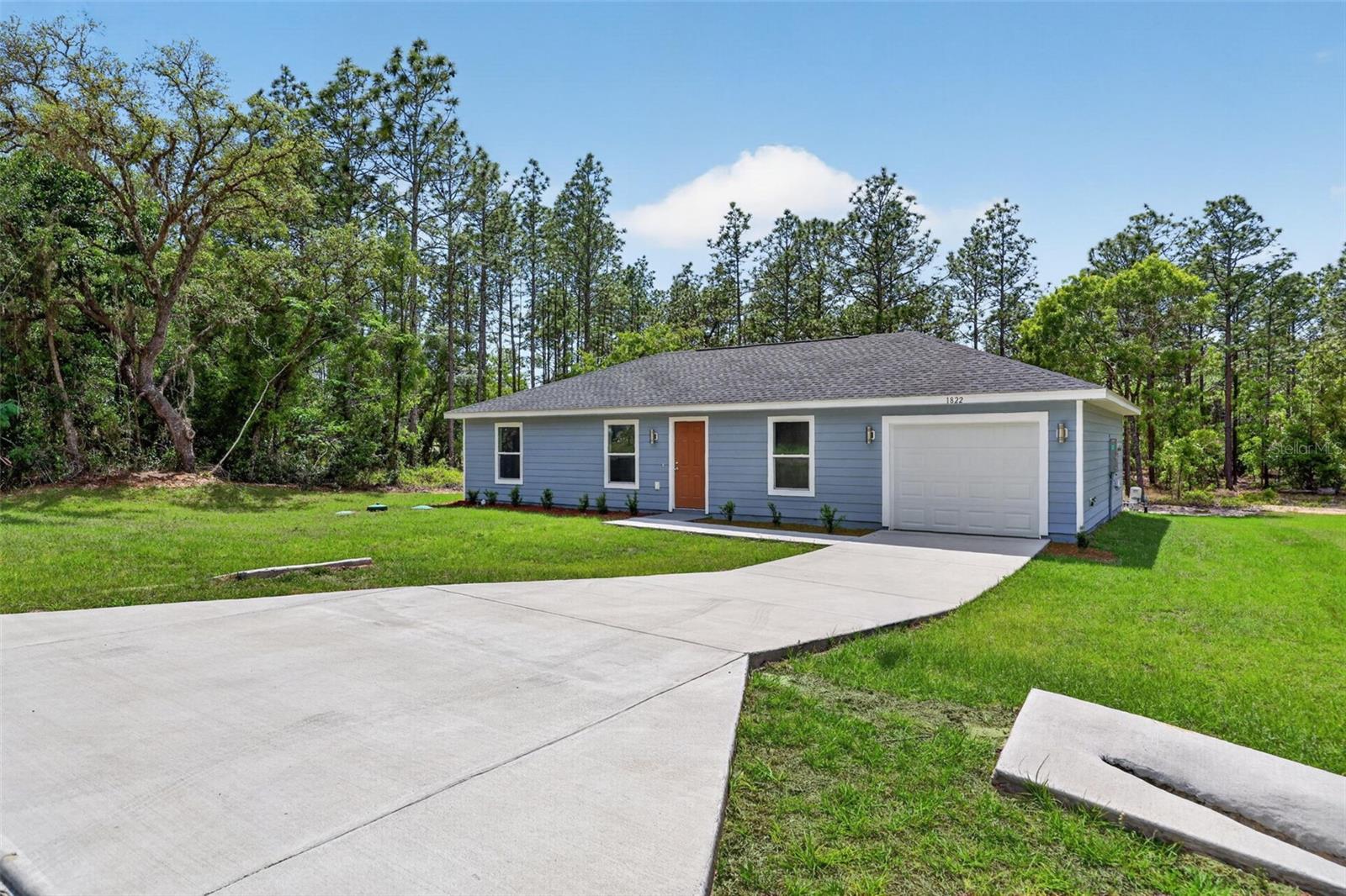 Photo 2 of Single family home for sale at 15594 SW 38th Place, Ocala, FL 34481 | MLS# OM732669 | Listing updated on 2026-09-21