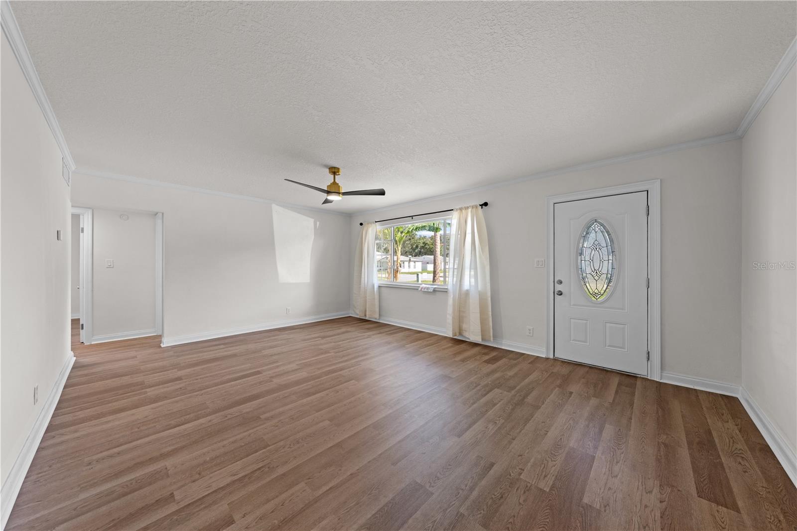 Photo 3 of Single family home for sale at 406 E Drury Ave, Kissimmee, FL 34744 | MLS# S5158179 | Listing updated on 2026-09-23