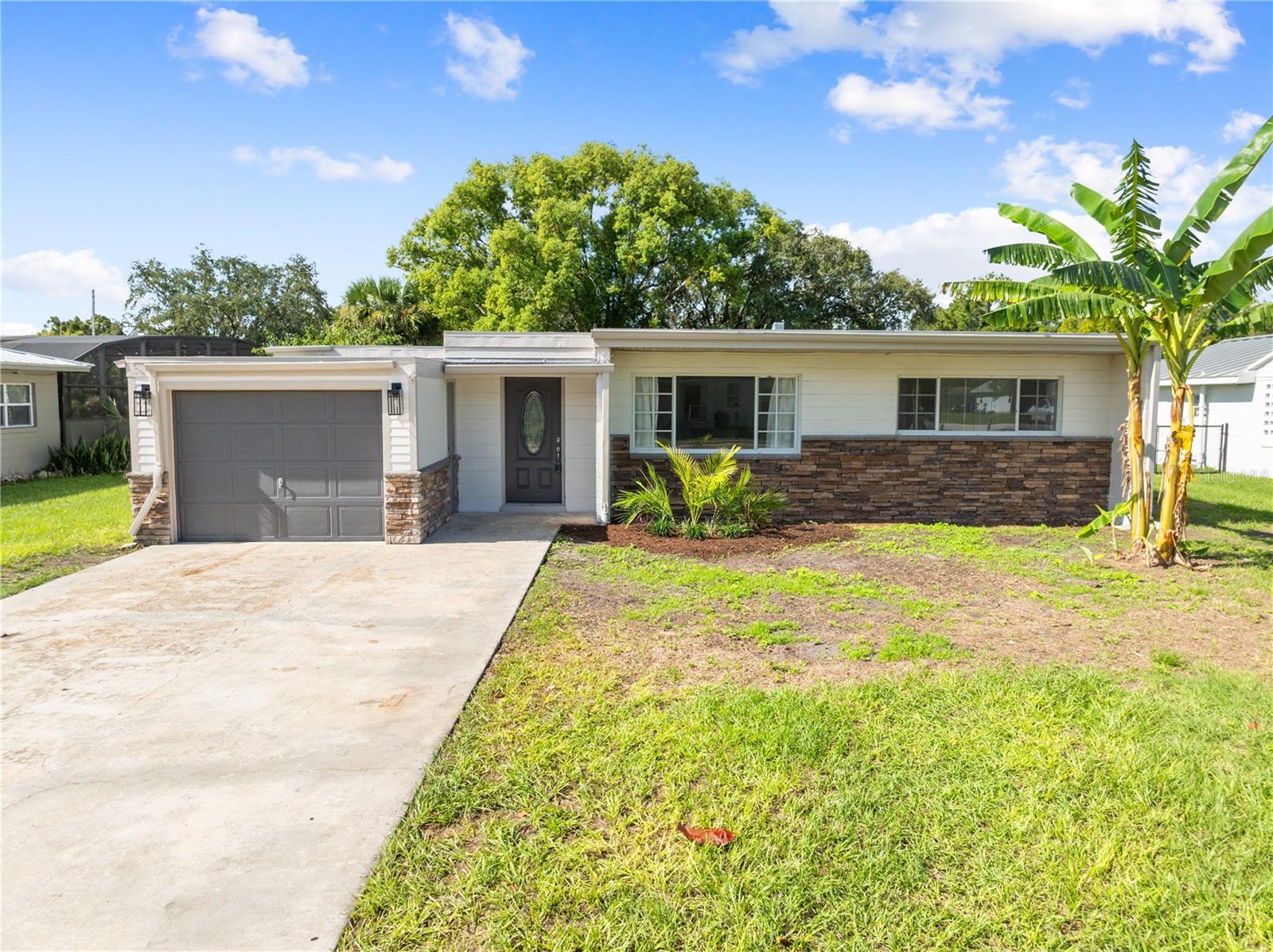 Single family home for sale at 406 E Drury Ave, KISSIMMEE, FL 34744 | MLS# S5158179