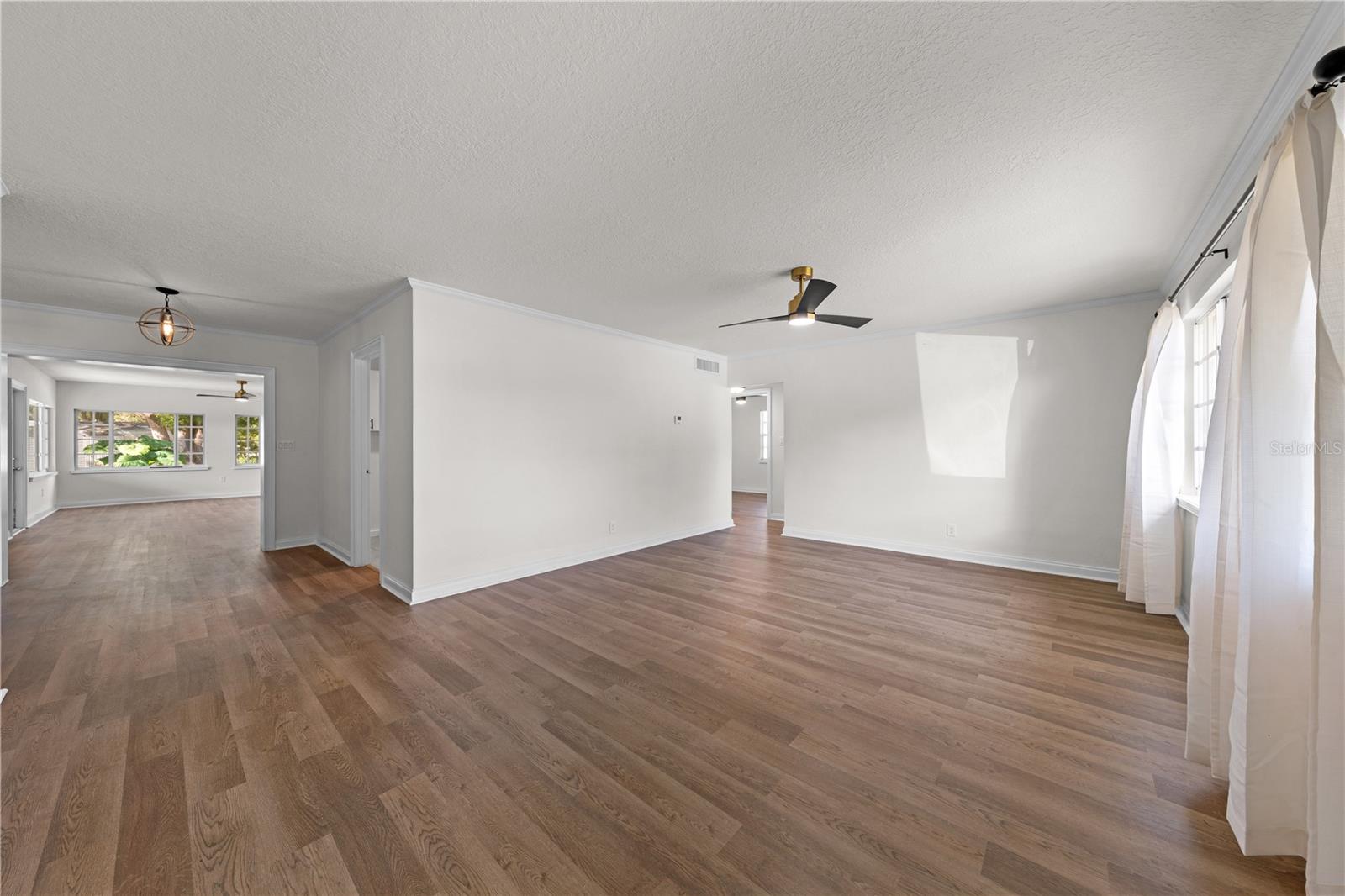 Photo 2 of Single family home for sale at 406 E Drury Ave, Kissimmee, FL 34744 | MLS# S5158179 | Listing updated on 2026-09-23