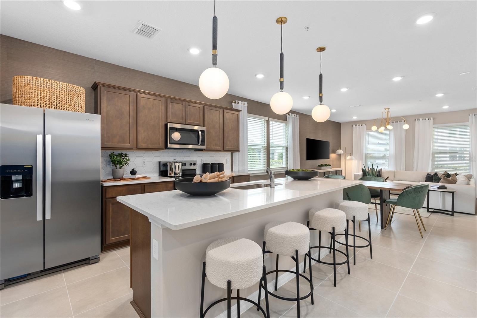 Photo 2 of Townhouse for sale at 7872 Emerald Palm Point, Orlando, FL 32829 | MLS# O6444296 | Listing updated on 2026-09-23