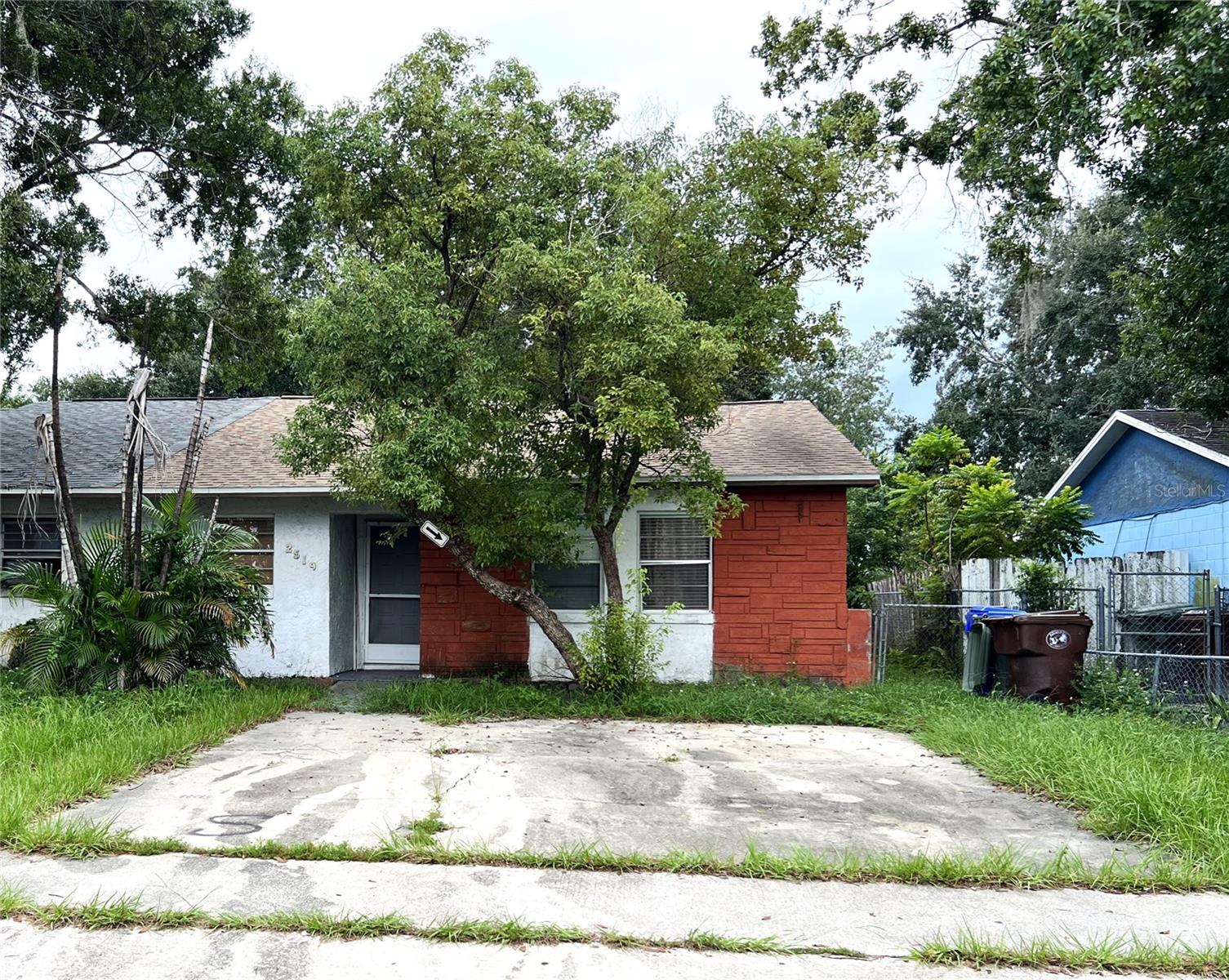 Photo 1 of Multi family home for sale at 2519 Coral Ave, Kissimmee, FL 34741 | MLS# S5158191 | Listing updated on 2026-09-23