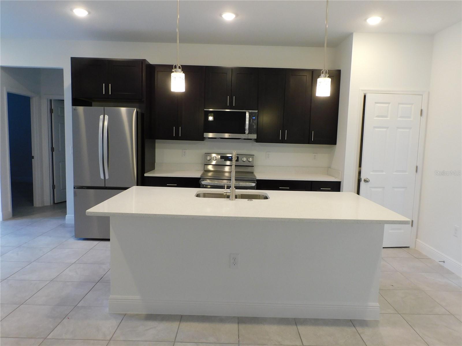 Photo 2 of Single family home for sale at 14948 SW 28th Terrace Rd, Ocala, FL 34473 | MLS# OM732796 | Listing updated on 2026-09-24