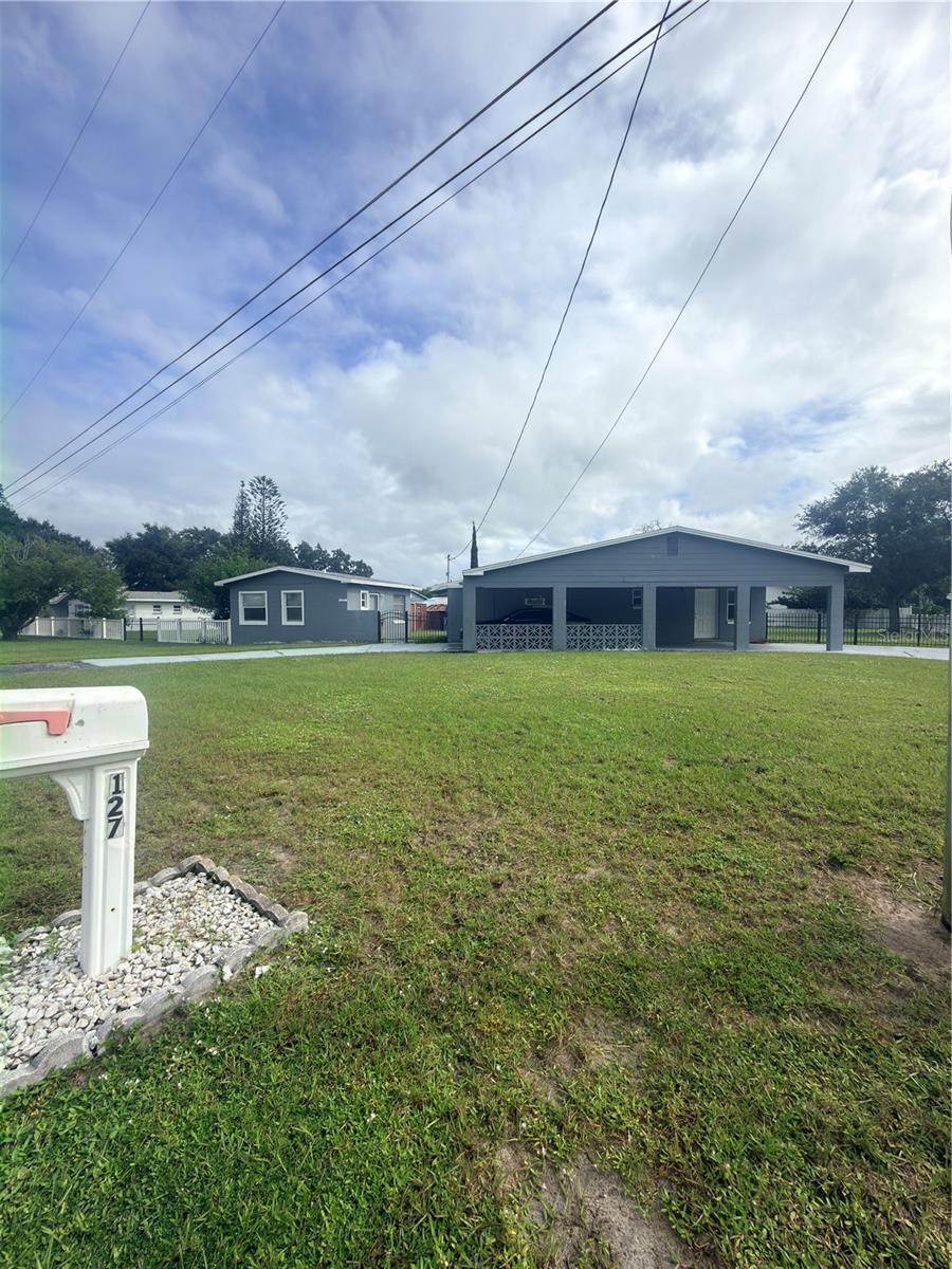 Single family home for sale at 127 Lakeview Dr, Saint Cloud, FL 34769 | MLS# S5158340