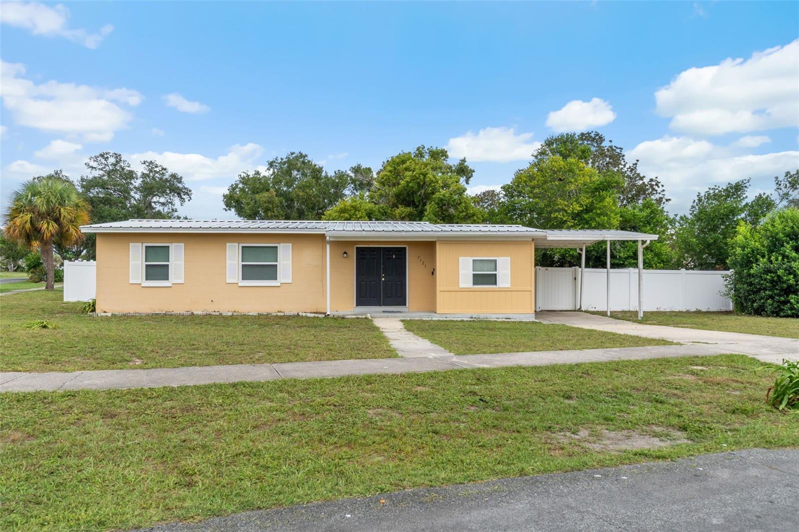 Single family home for sale at 7121 Catalina St, SPRING HILL, FL 34606 | MLS# W7890103