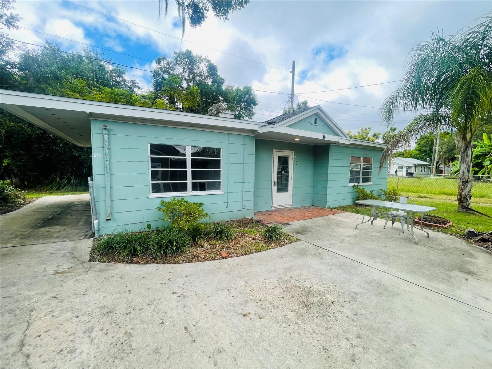 Single family home for sale at 610 Massachusetts Ave, Saint Cloud, FL 34769 | MLS# S5159445