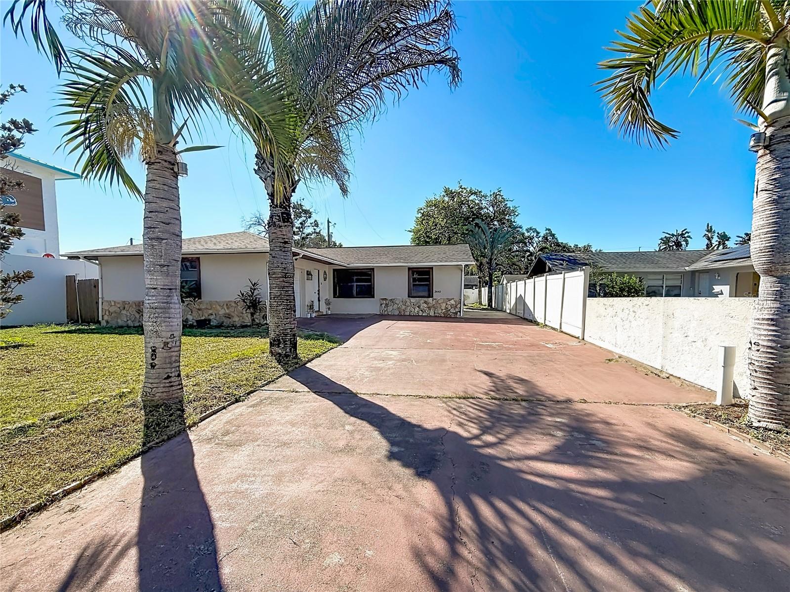 Photo 3 of Single family home for sale at 3440 16th Avenue N, Saint Petersburg, FL 33713 | MLS# TB8559166 | Listing updated on 2026-10-24