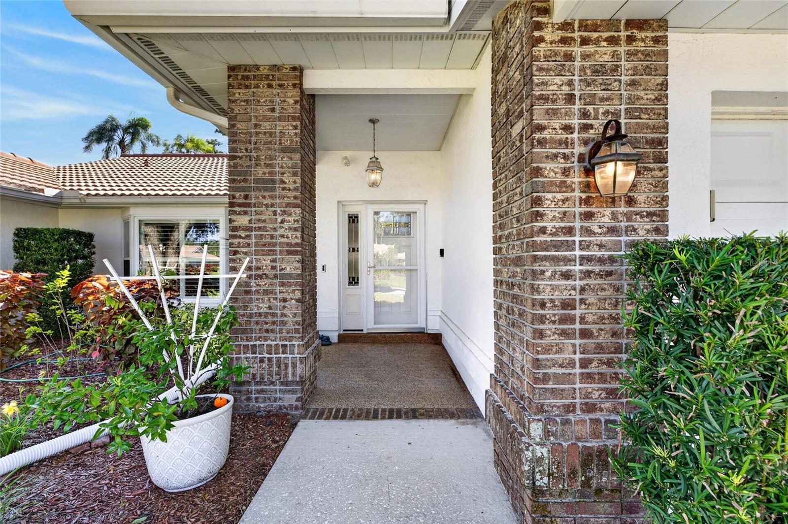 Photo 4 of Single family home for sale at 5713 Garden Lakes Majestic, Bradenton, FL 34203 | MLS# TB8559714 | Listing updated on 2026-10-24
