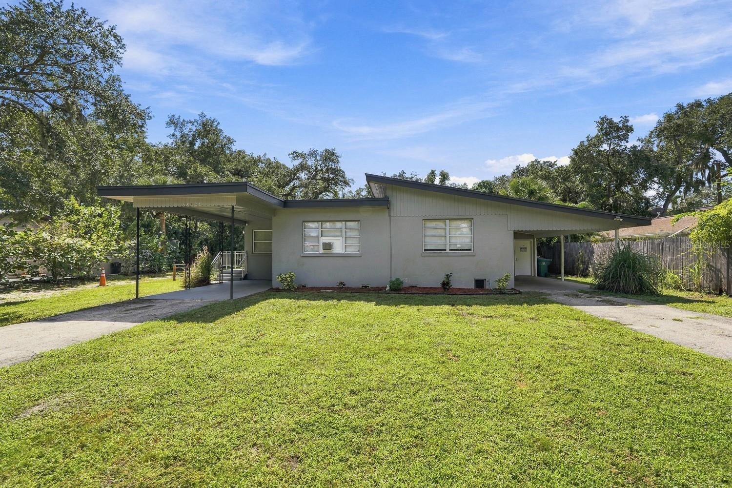 Photo 3 of House for sale at 23083 Central Ave #C, Punta Gorda, FL 33980 | MLS# A4710243 | Listing updated on 2026-10-26