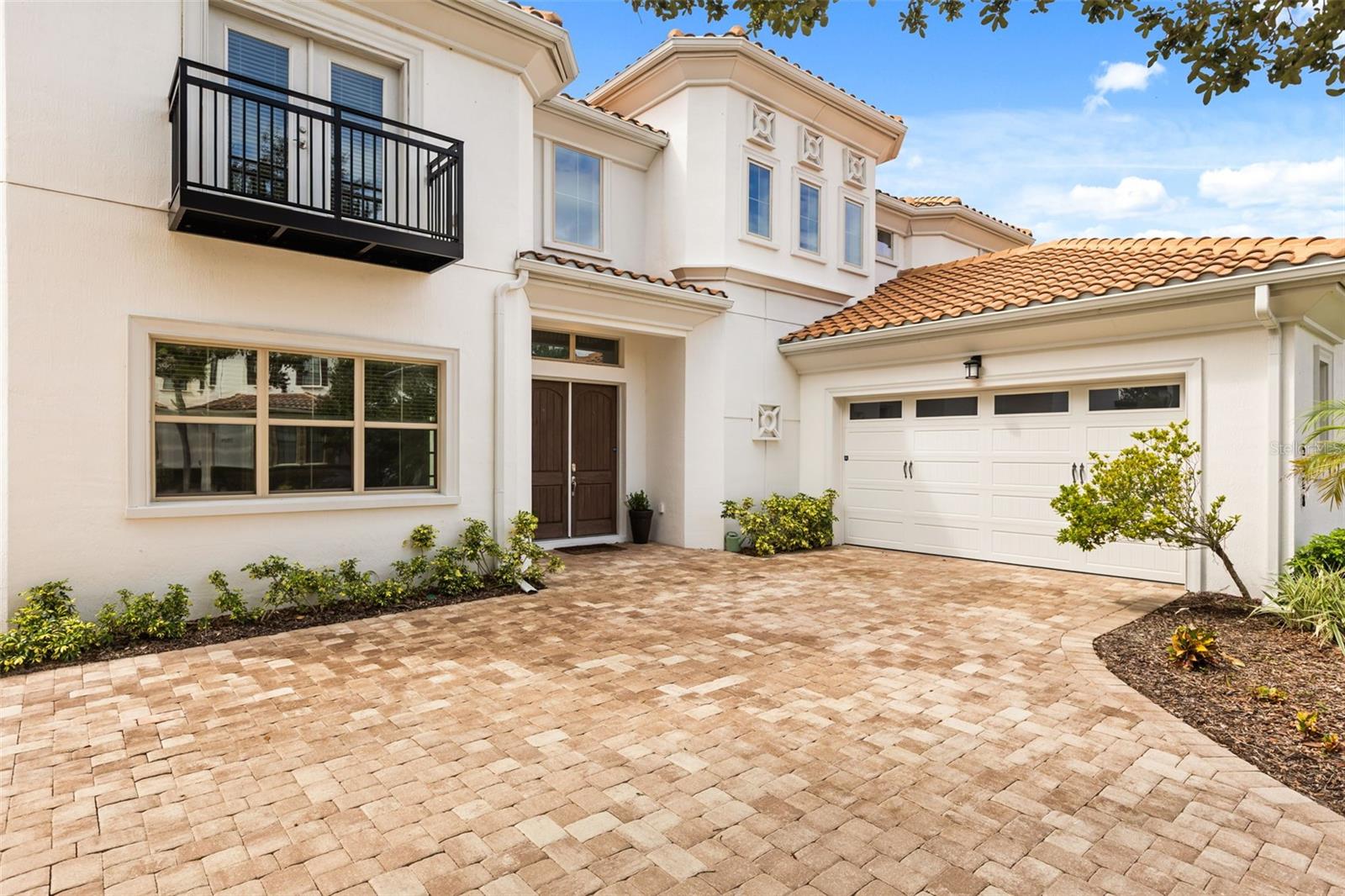 Photo 1 of Single family home for sale at 5508 Emerson Pointe Way, Orlando, FL 32819 | MLS# O6451384 | Listing updated on 2026-10-24