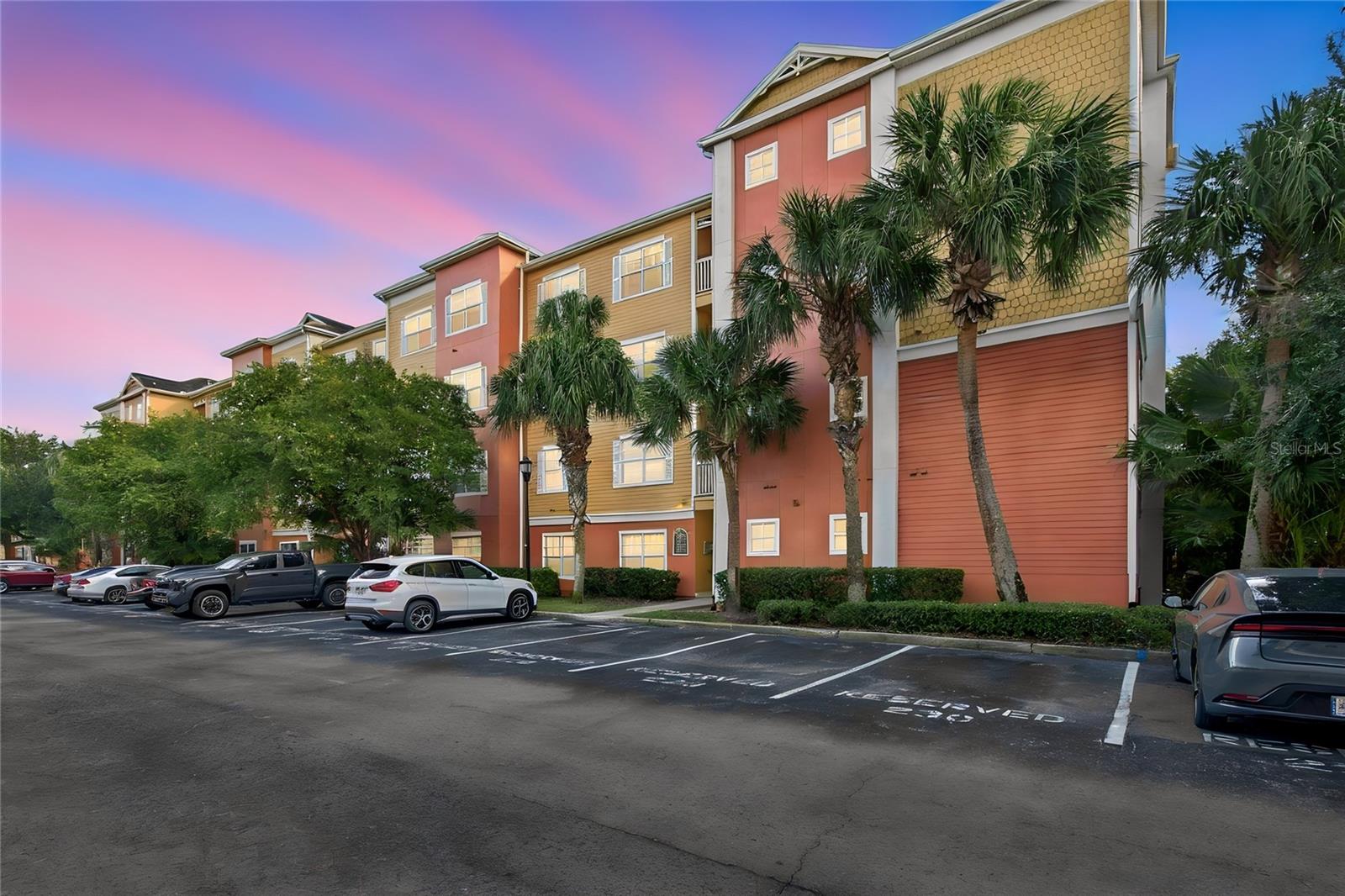 Listing Photo 1 - Condo for sale in building located at 4207 S Dale Mabry Hwy, Tampa, FL 33611 - Unit #2113