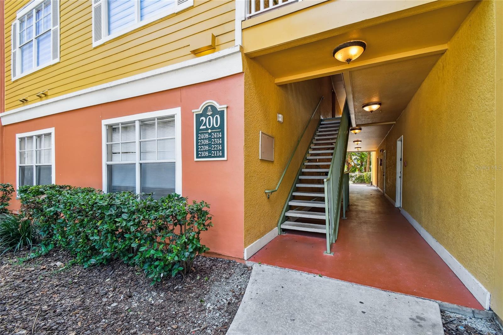 Photo 3 of Condo for sale at 4207 S Dale Mabry Hwy #2113, Tampa, FL 33611 | MLS# TB8561031 | Listing updated on 2026-10-26