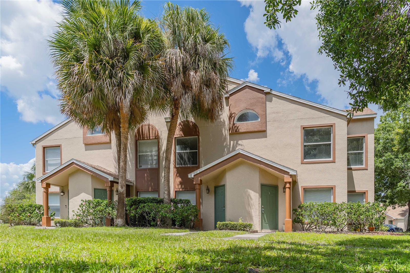 Photo 1 of Condo for sale at 5436 E Michigan St #4, Orlando, FL 32812 | MLS# O6452390 | Listing updated on 2026-10-23