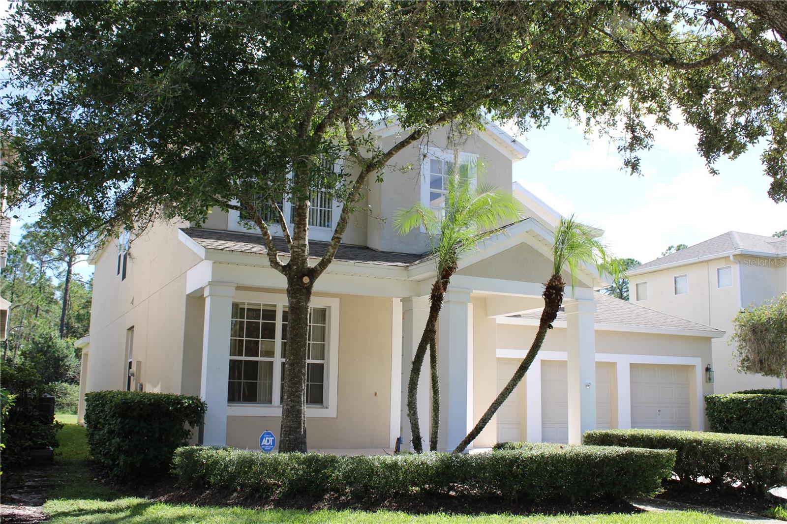 Photo 3 of Single family home for sale at 8631 Greenbank Blvd, Windermere, FL 34786 | MLS# O6452398 | Listing updated on 2026-10-23