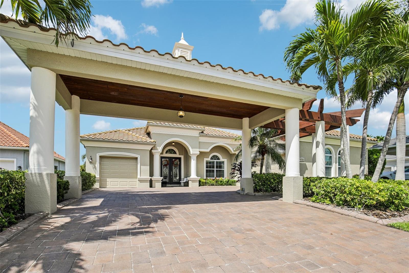 Single family home for sale at 4741 Mainsail Dr, BRADENTON, FL 34208 | MLS# A4710782
