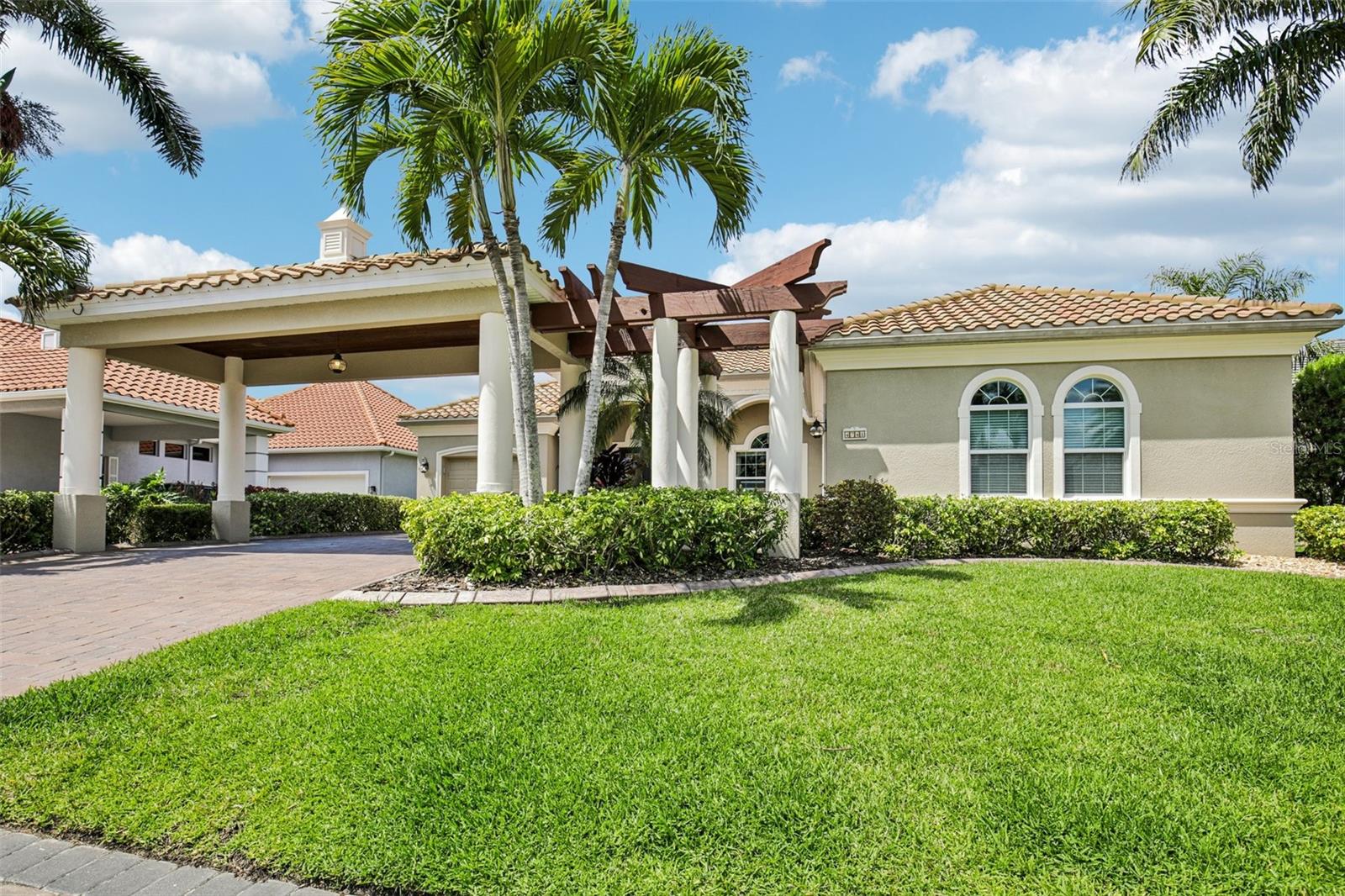 Photo 2 of Single family home for sale at 4741 Mainsail Dr, Bradenton, FL 34208 | MLS# A4710782 | Listing updated on 2026-10-26
