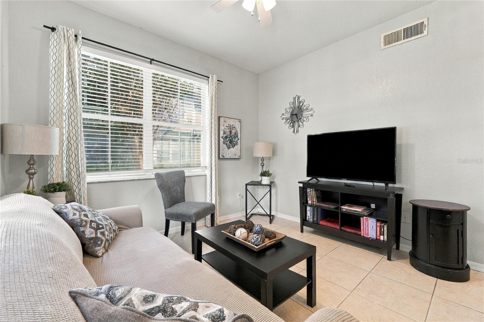 Photo 3 of Condo for sale at 4002 Venetian Bay Dr #101, Kissimmee, FL 34741 | MLS# O6452616 | Listing updated on 2026-10-26